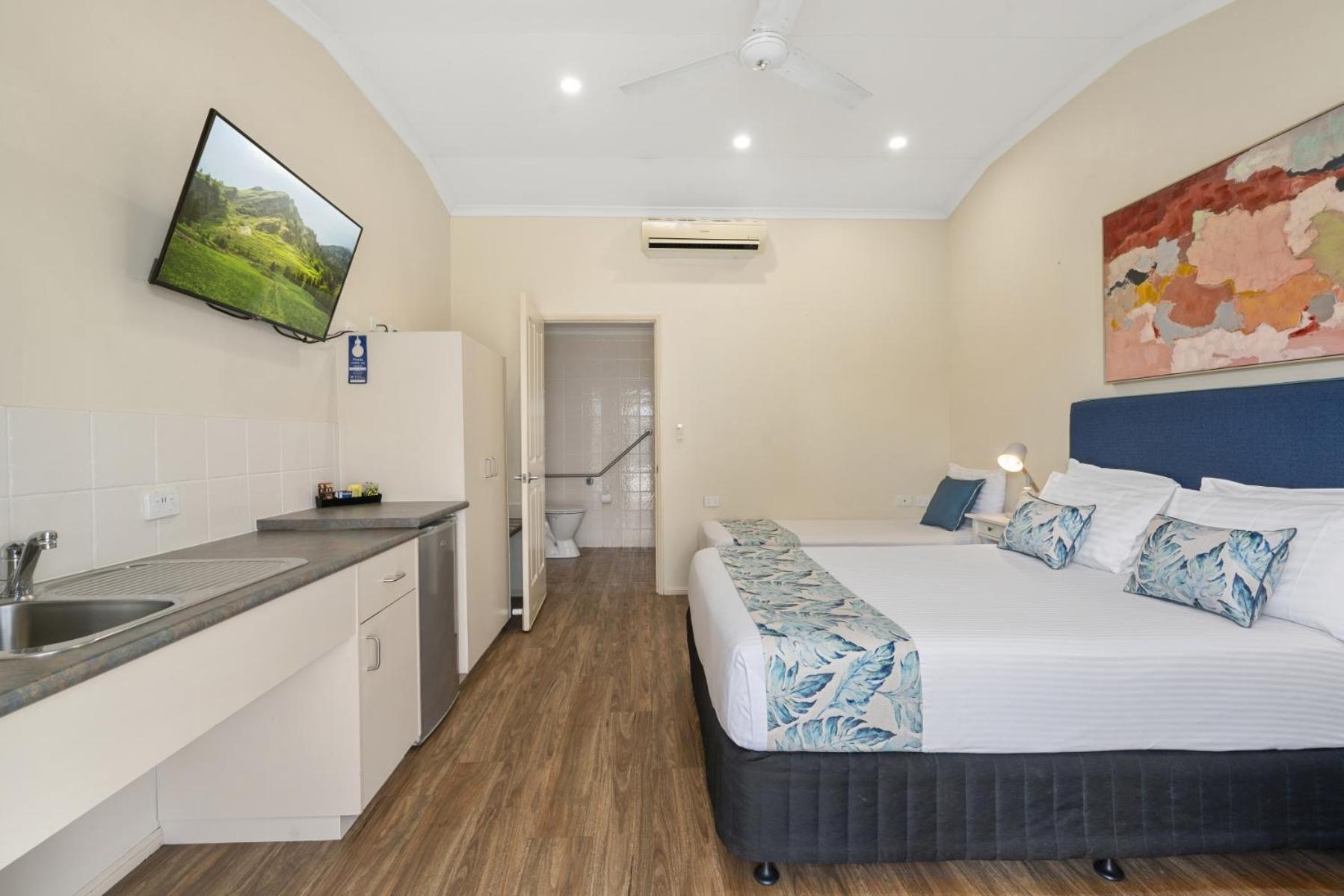 Caboolture Central Motor Inn, Sure Stay Collection by BW