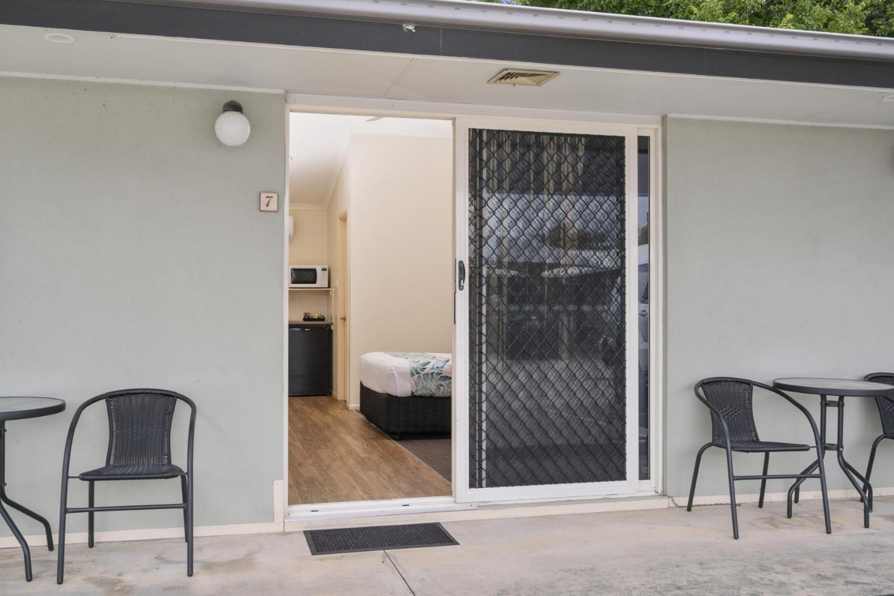 Caboolture Central Motor Inn, Sure Stay Collection by BW