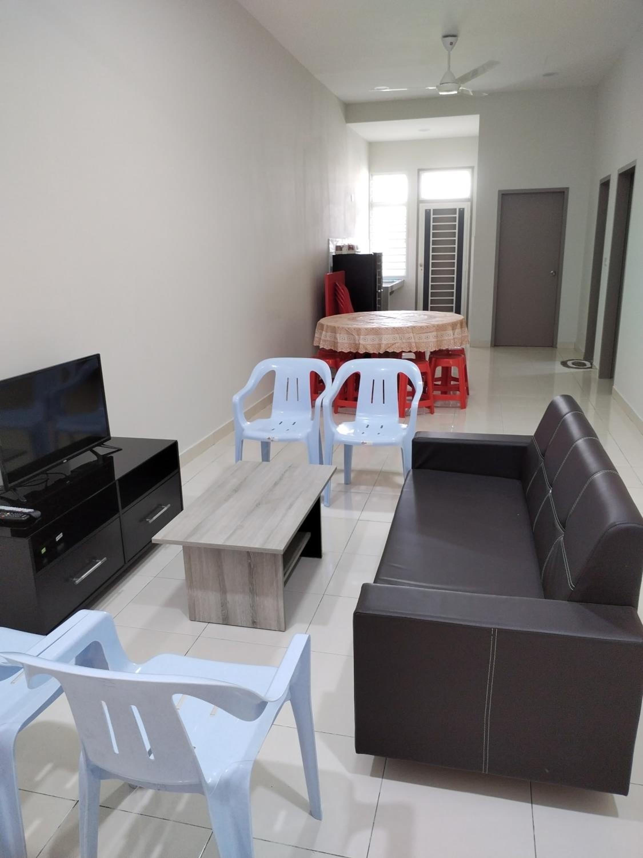 HW Homestay Bagan Lalang photo 3