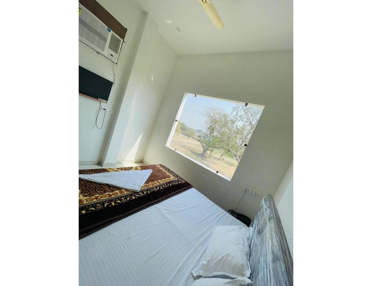 Hotel Shantah Inn, Mathura