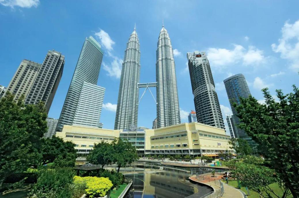 Soho Suites KLCC by Hommie Plus- lvl 36-FreeParking