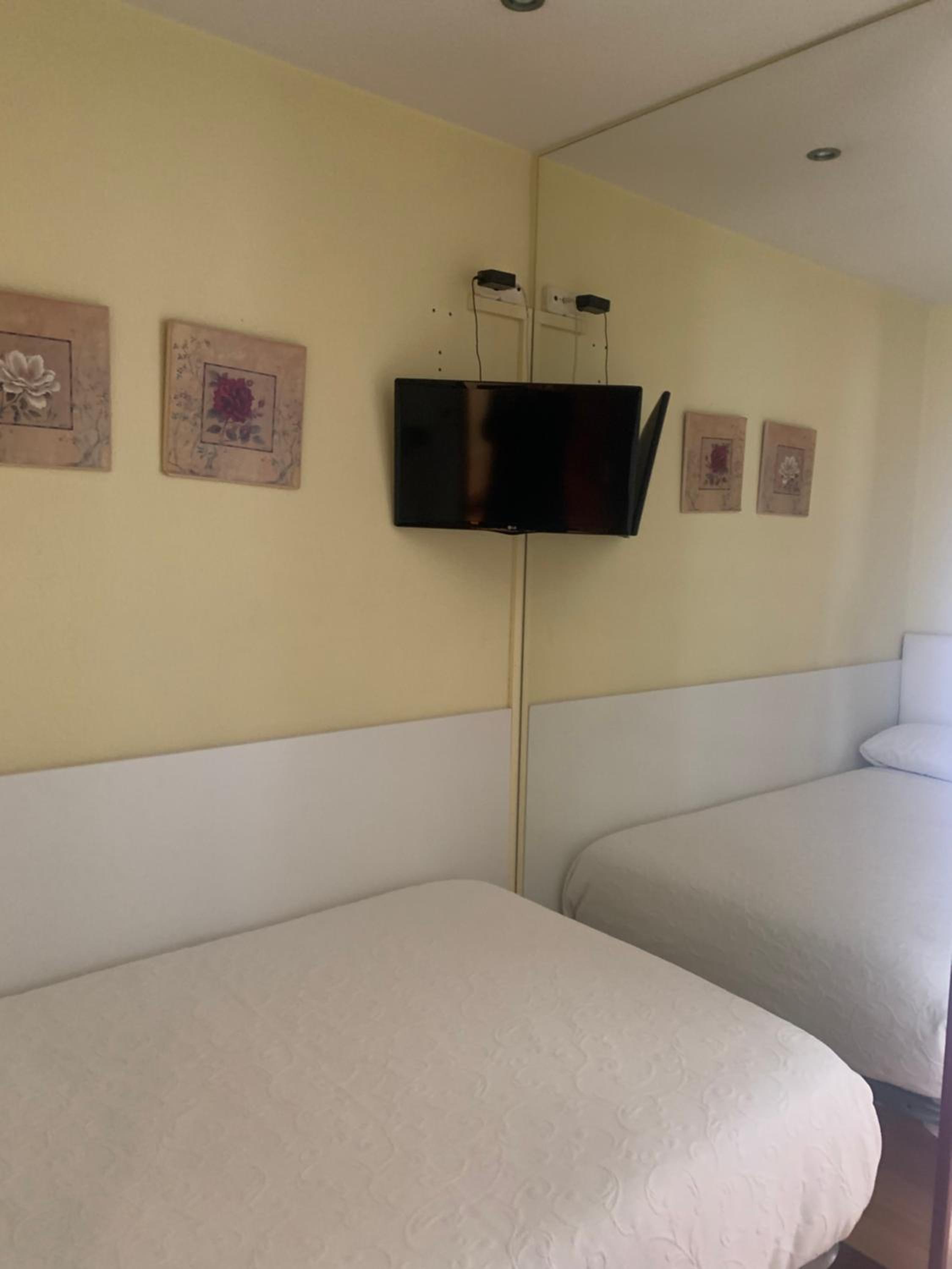 Hostal Docar