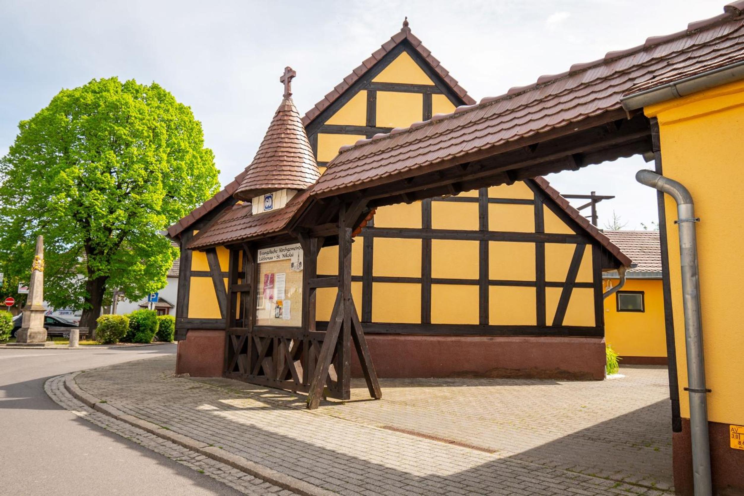 An der Postmeilensäule