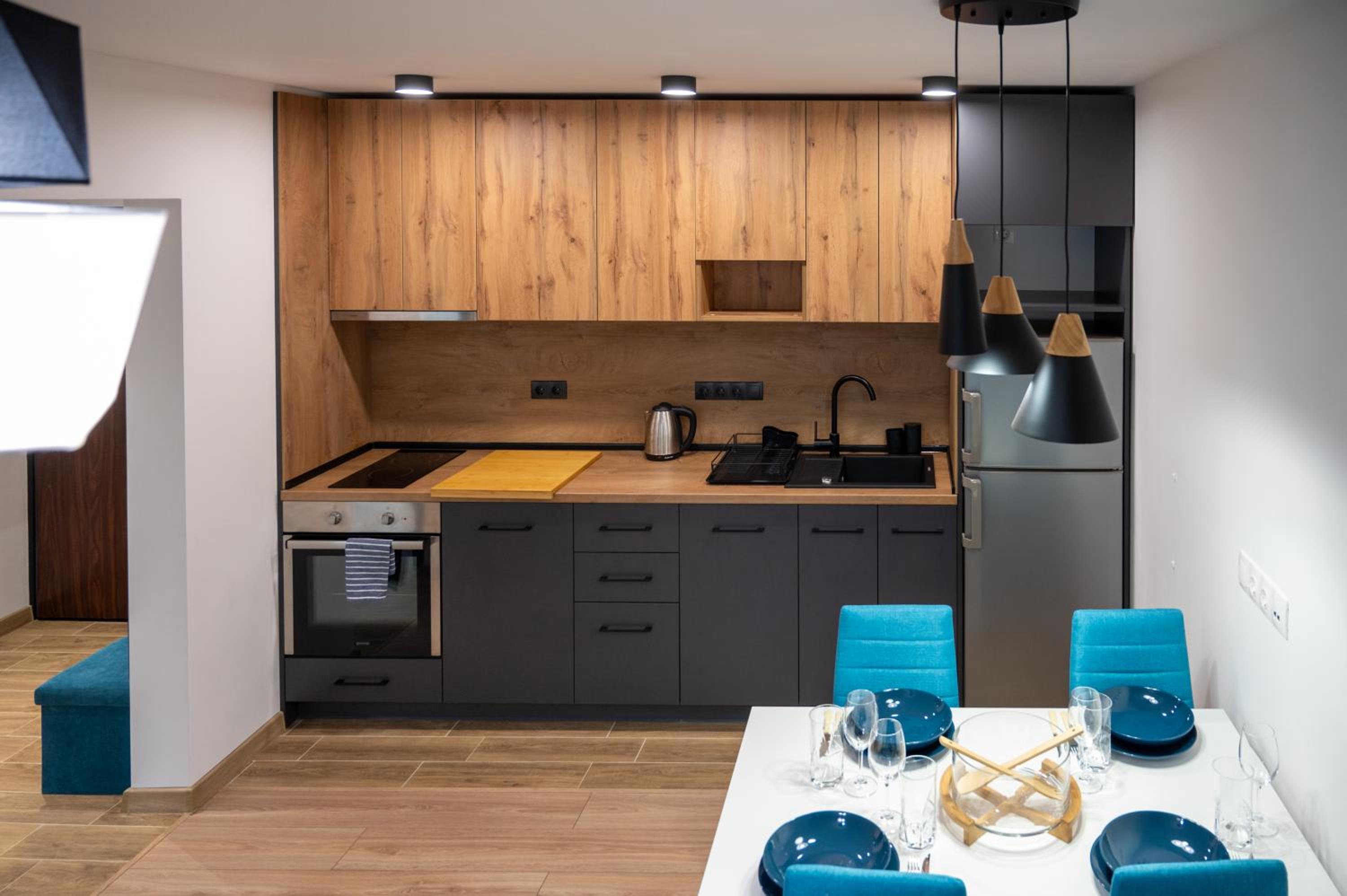 Modern and Cozy 1BDR Apartment in the City Center