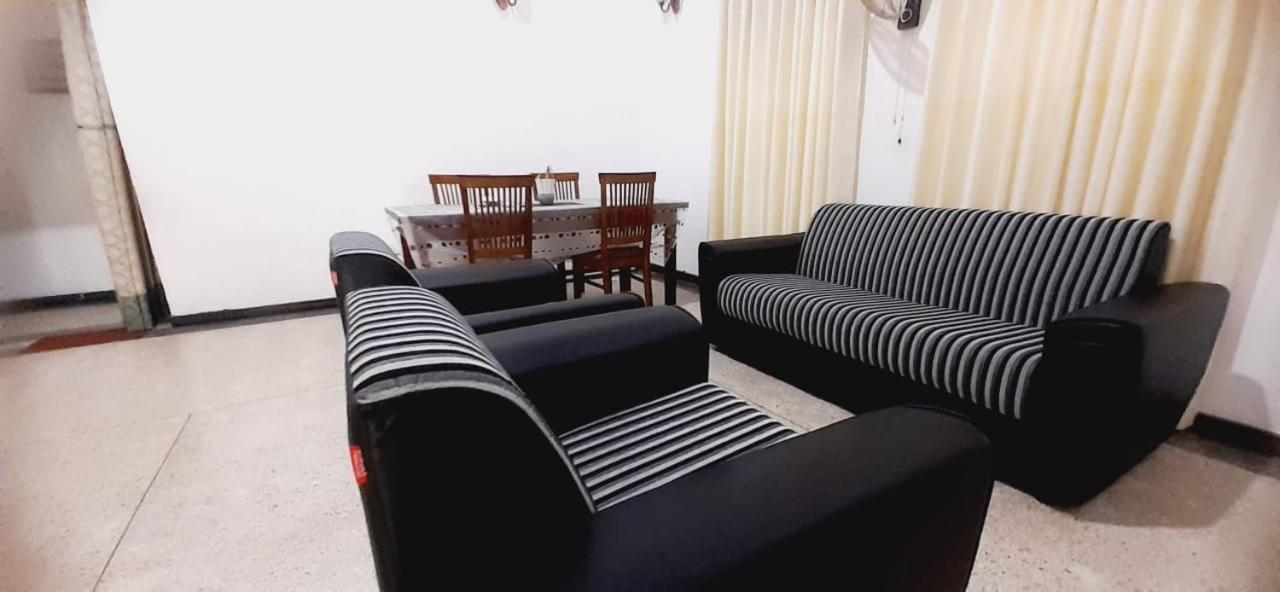 Ommie Villa view 2
