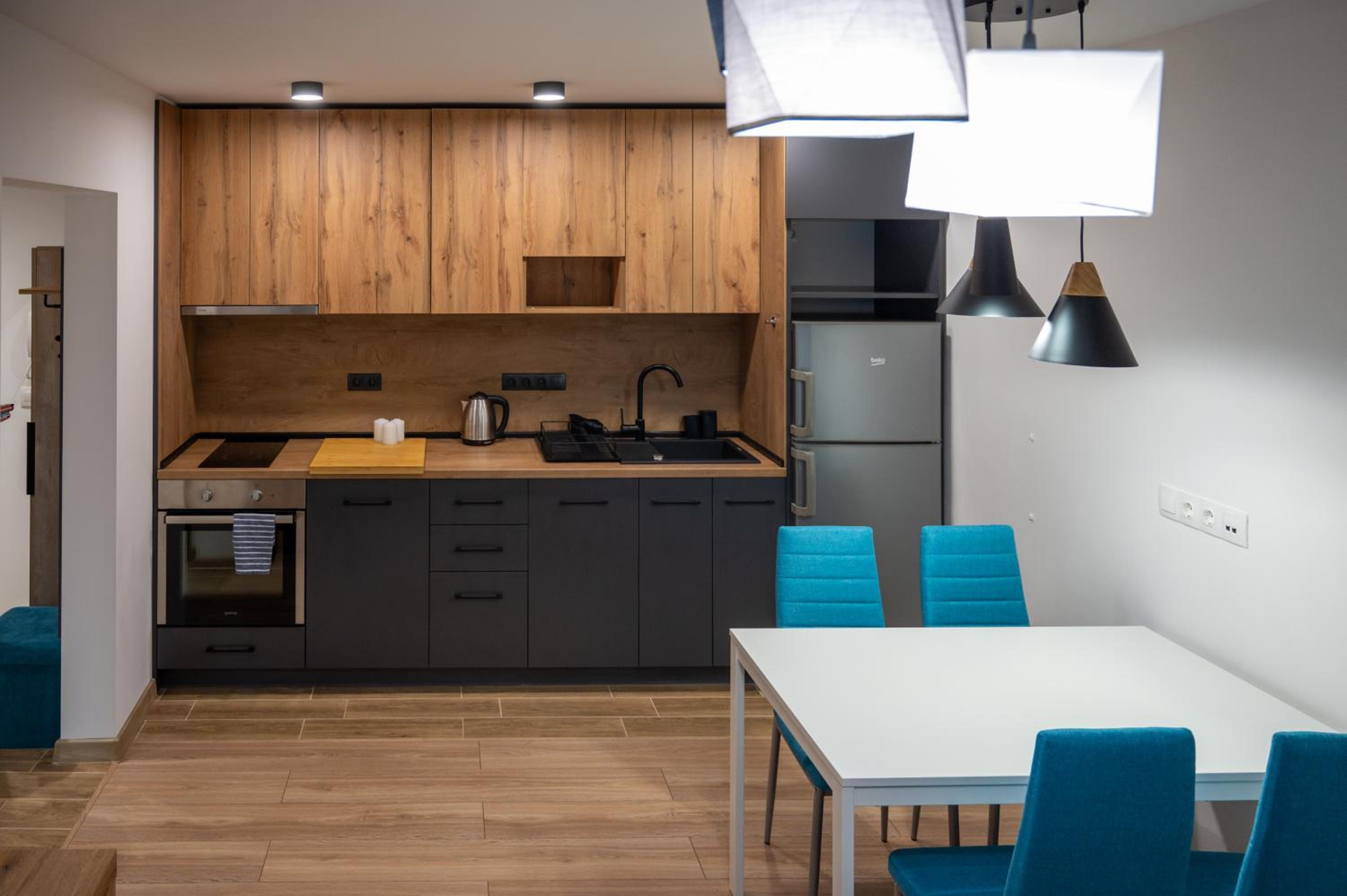 Modern and Cozy 1BDR Apartment in the City Center