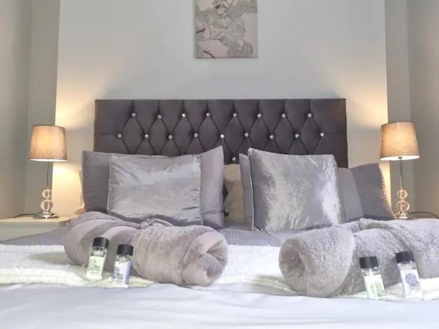 Serene getaway Apartments