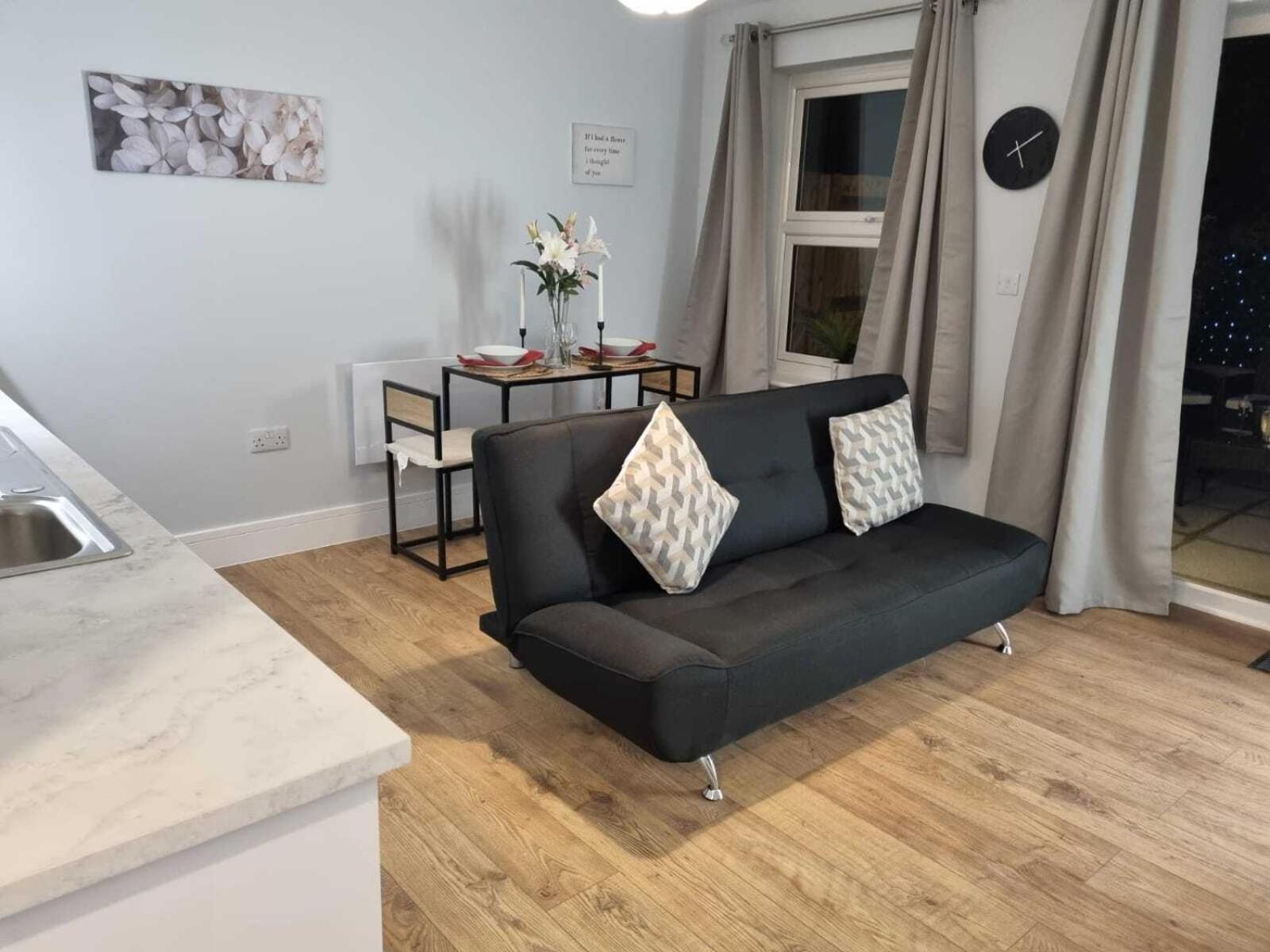 Serene getaway Apartments