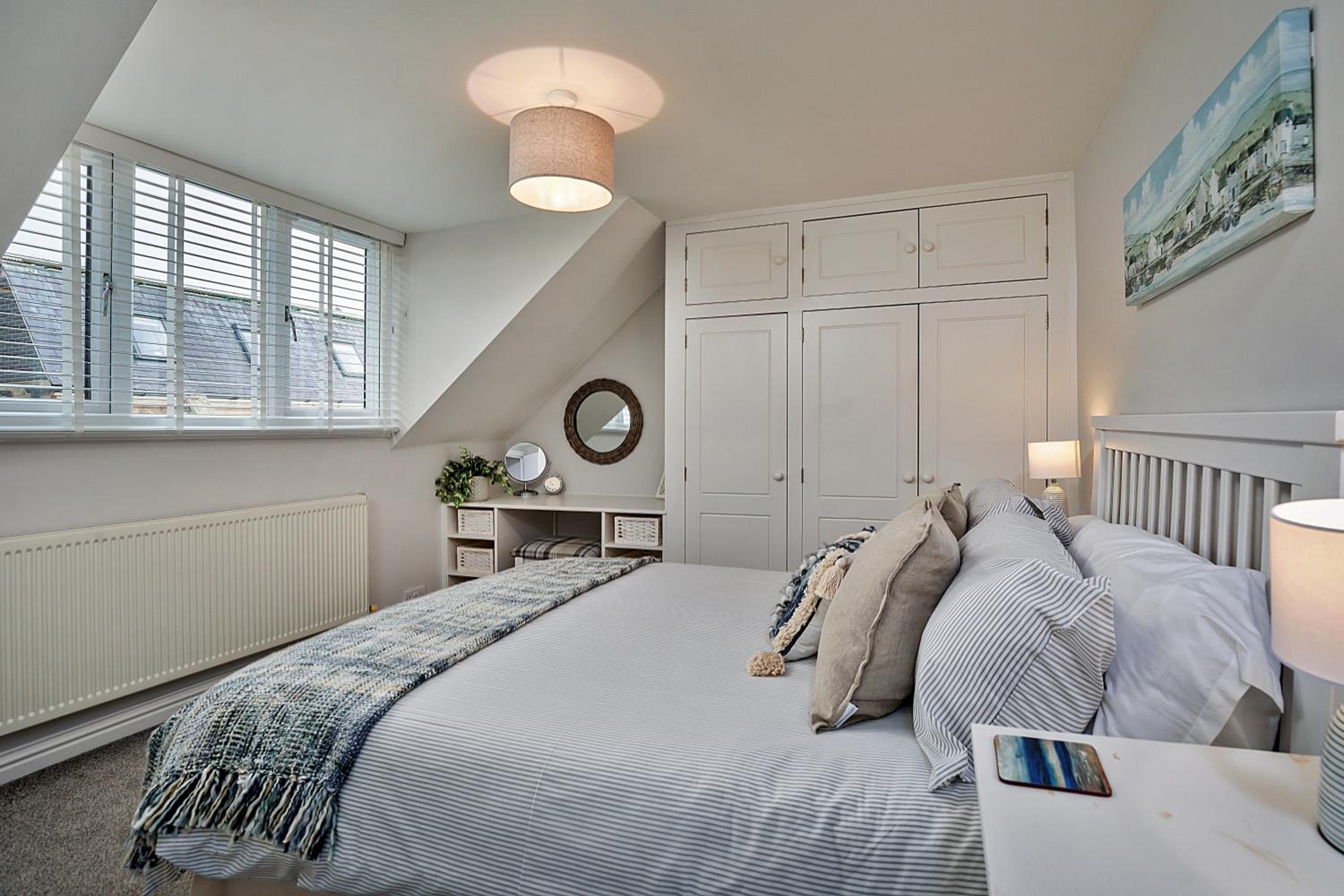 Finest Retreats - Old Salt Loft view 4