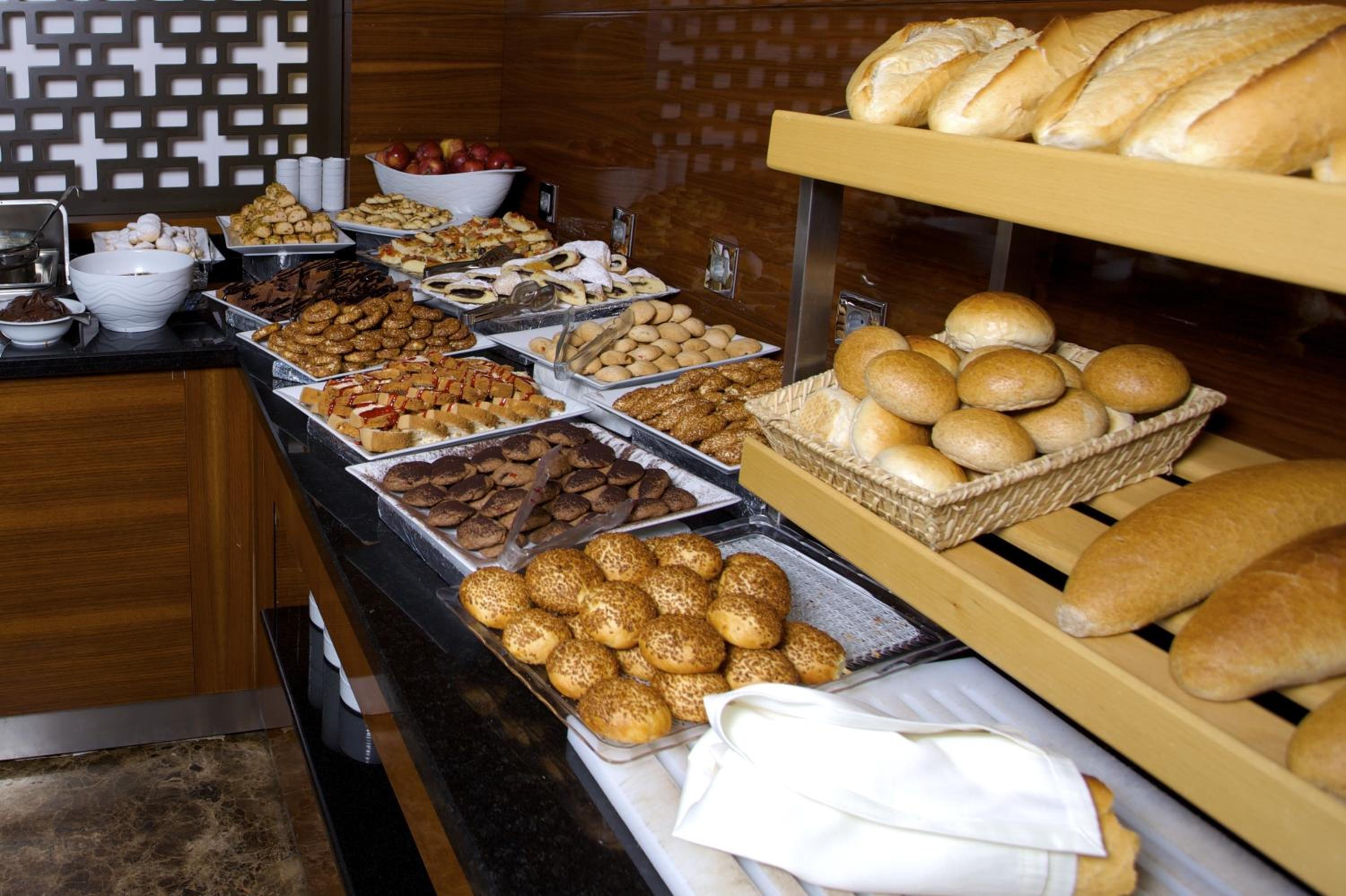 Monaco Otel - Image 20