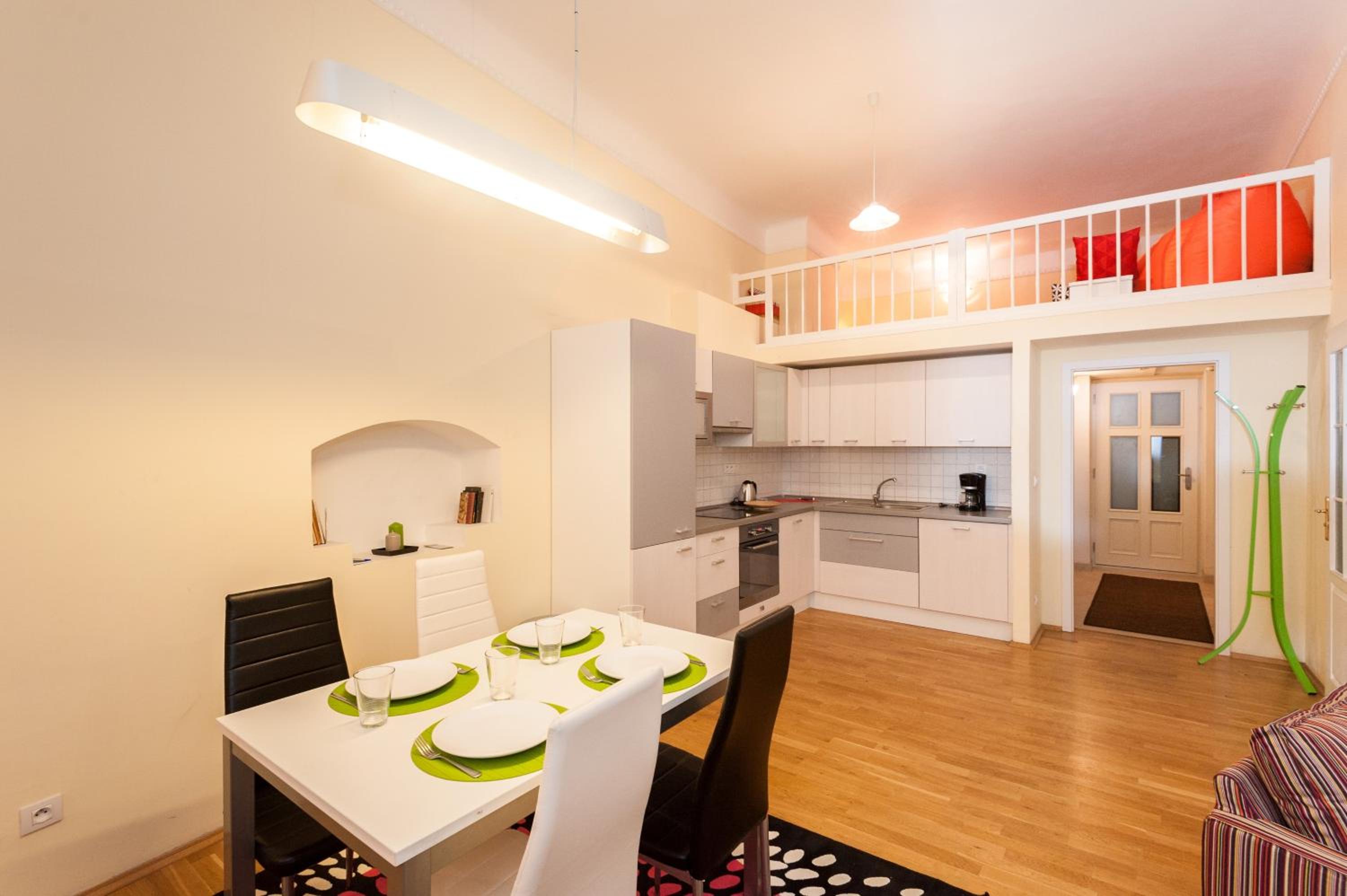 Hybernska Apartments by Pragueforyou