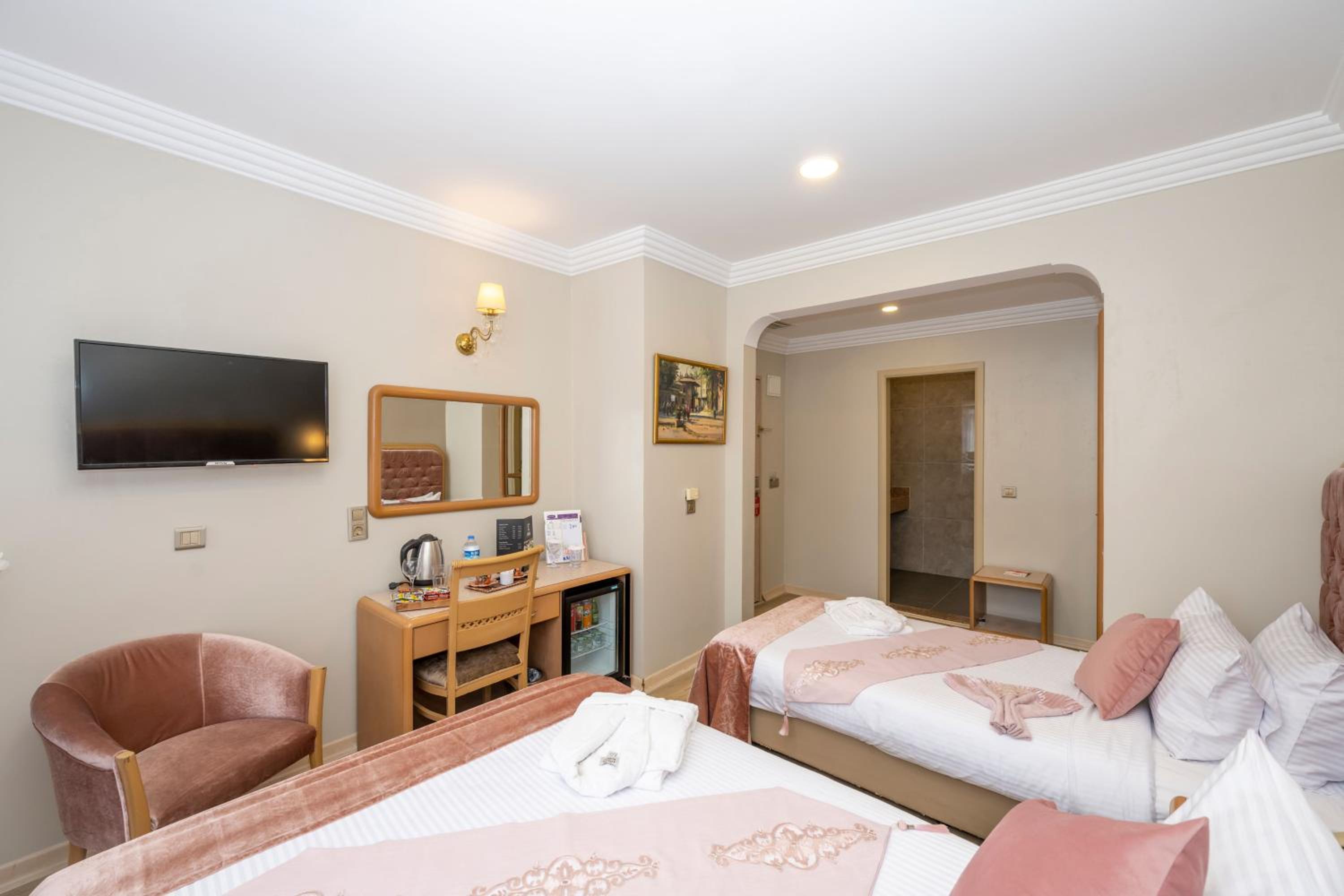 Grand Anka Hotel - Image 37