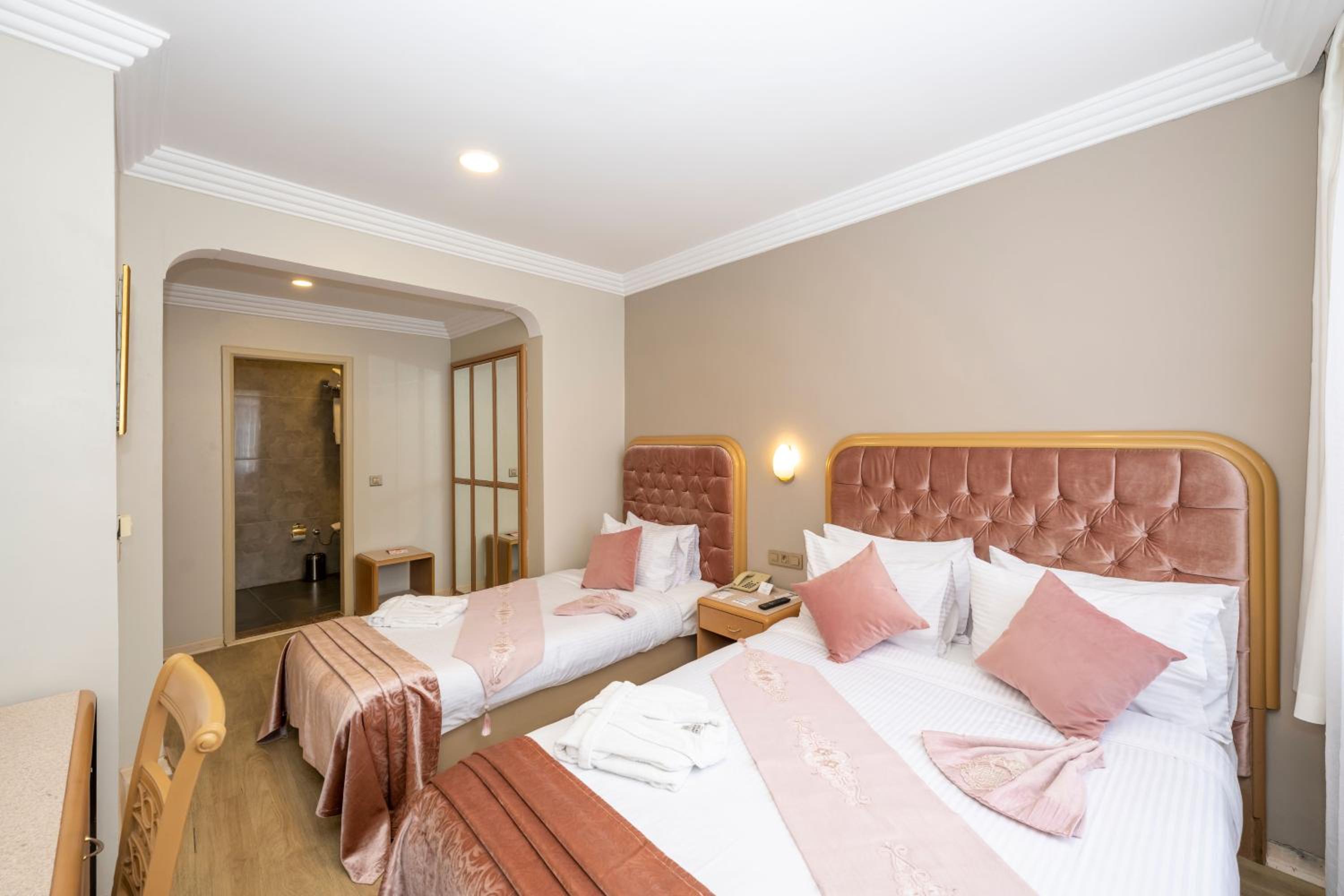 Grand Anka Hotel - Image 50