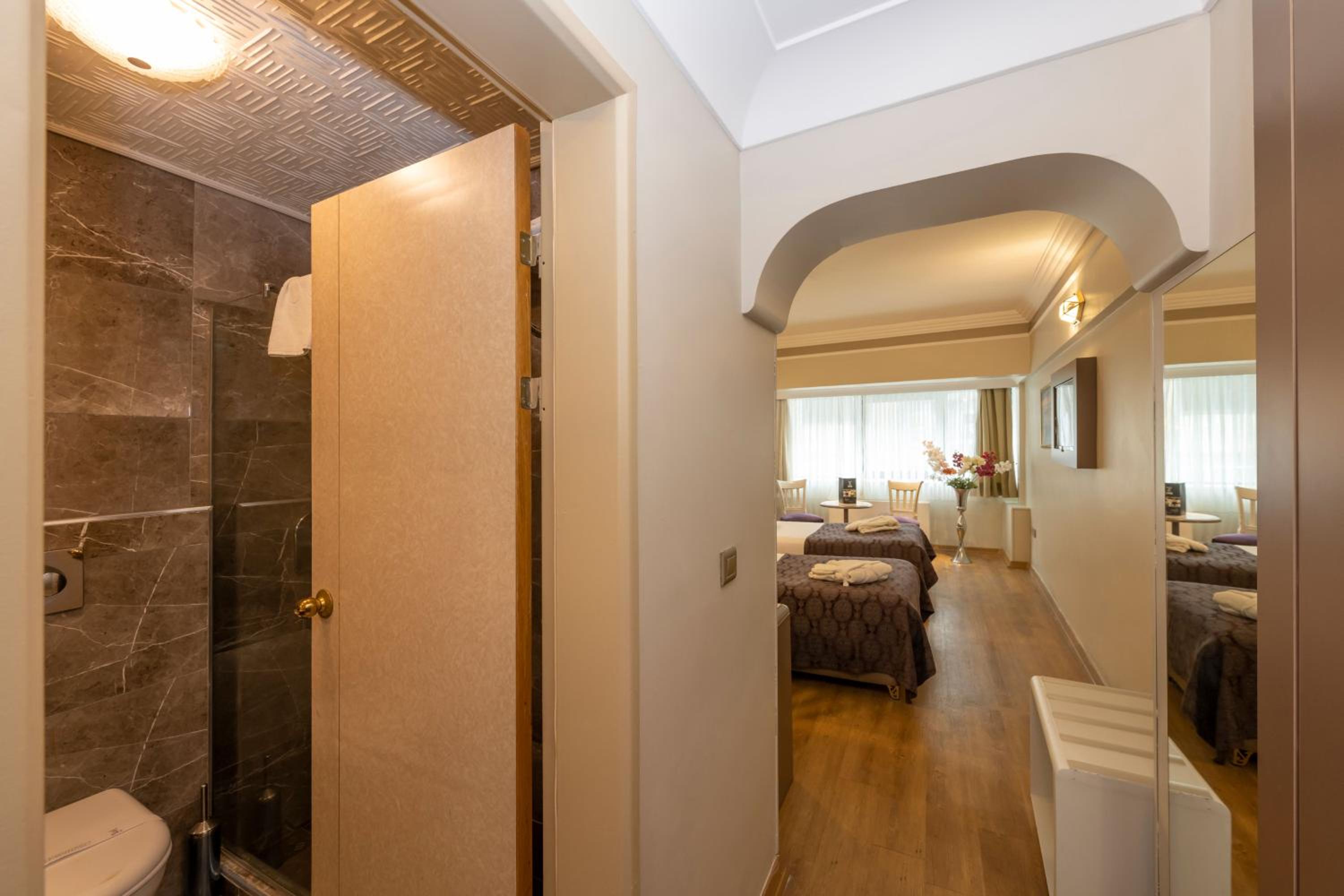 Grand Anka Hotel - Image 56