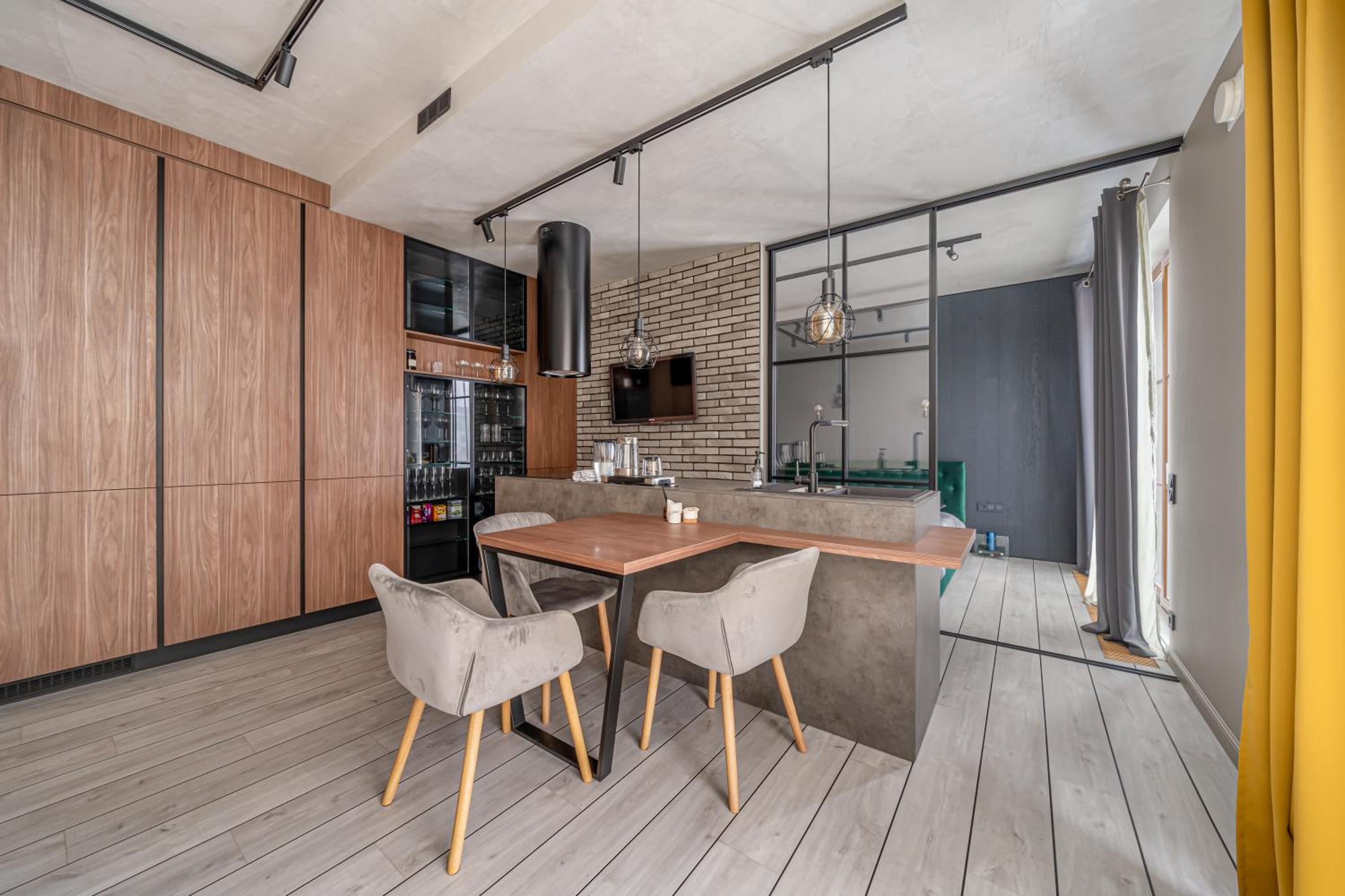 Lofts & Rosegold Luxury Stay in Elegant 1BR with Balcony in Riga Center