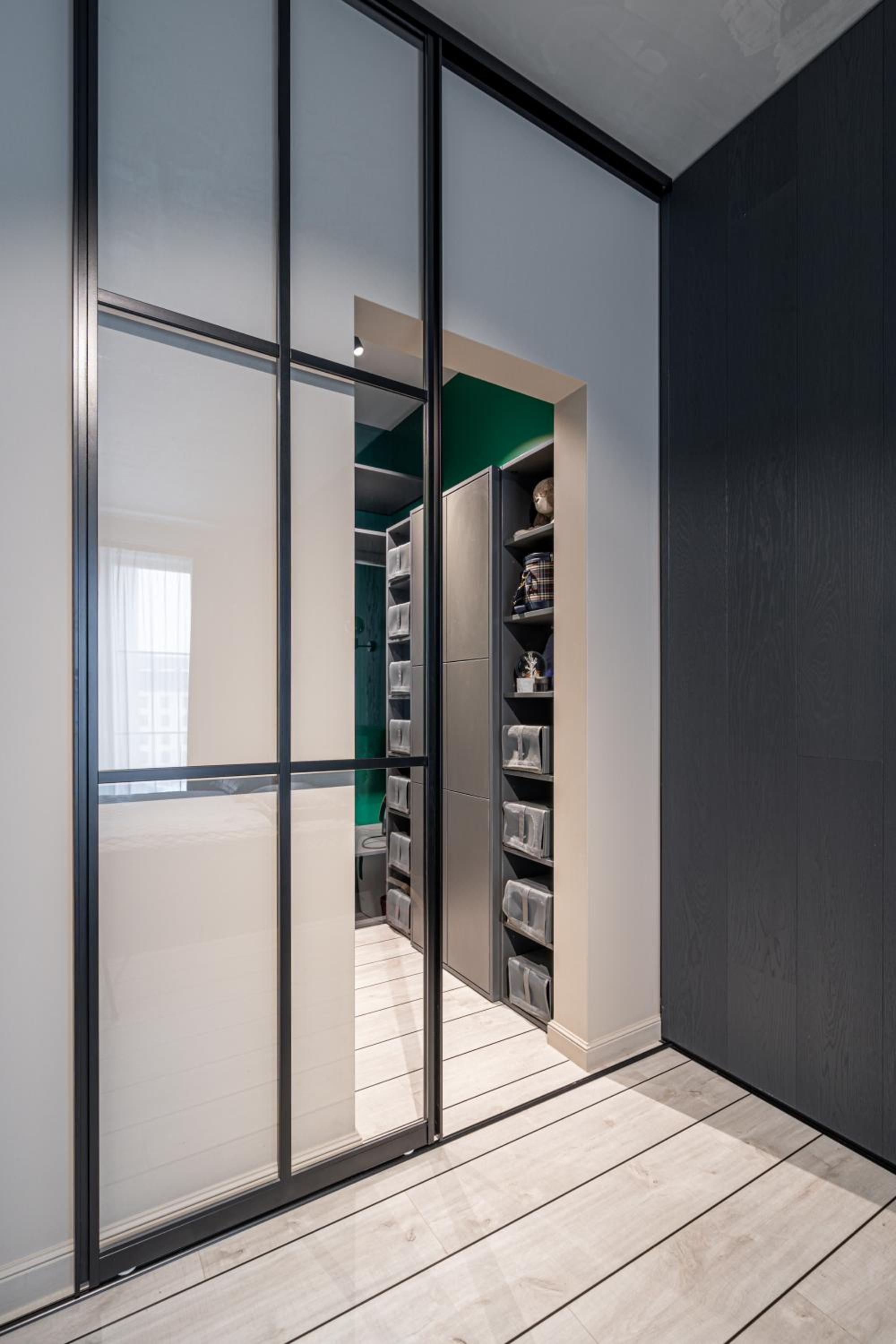 Lofts & Rosegold Luxury Stay in Elegant 1BR with Balcony in Riga Center
