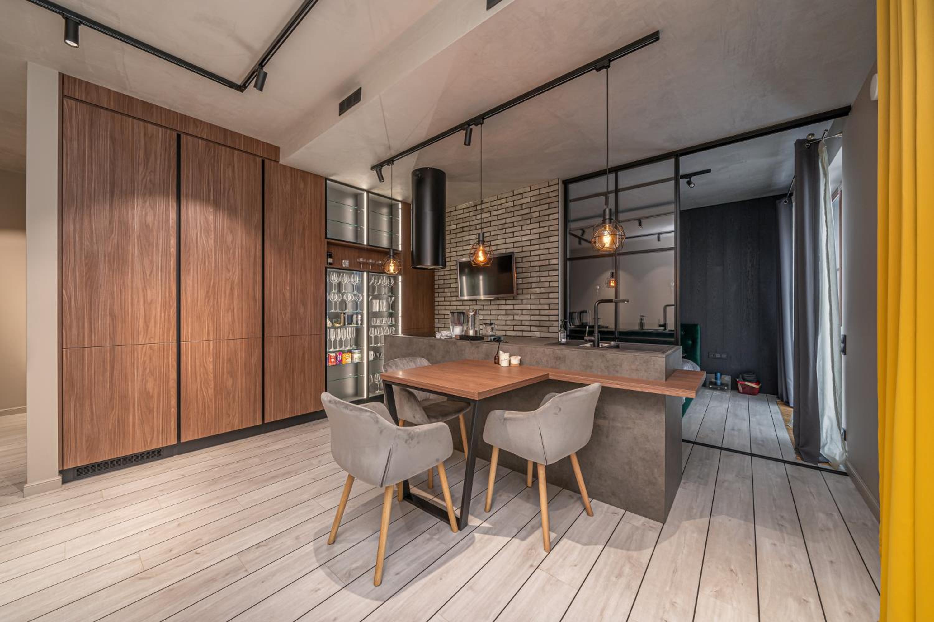 Lofts & Rosegold Luxury Stay in Elegant 1BR with Balcony in Riga Center