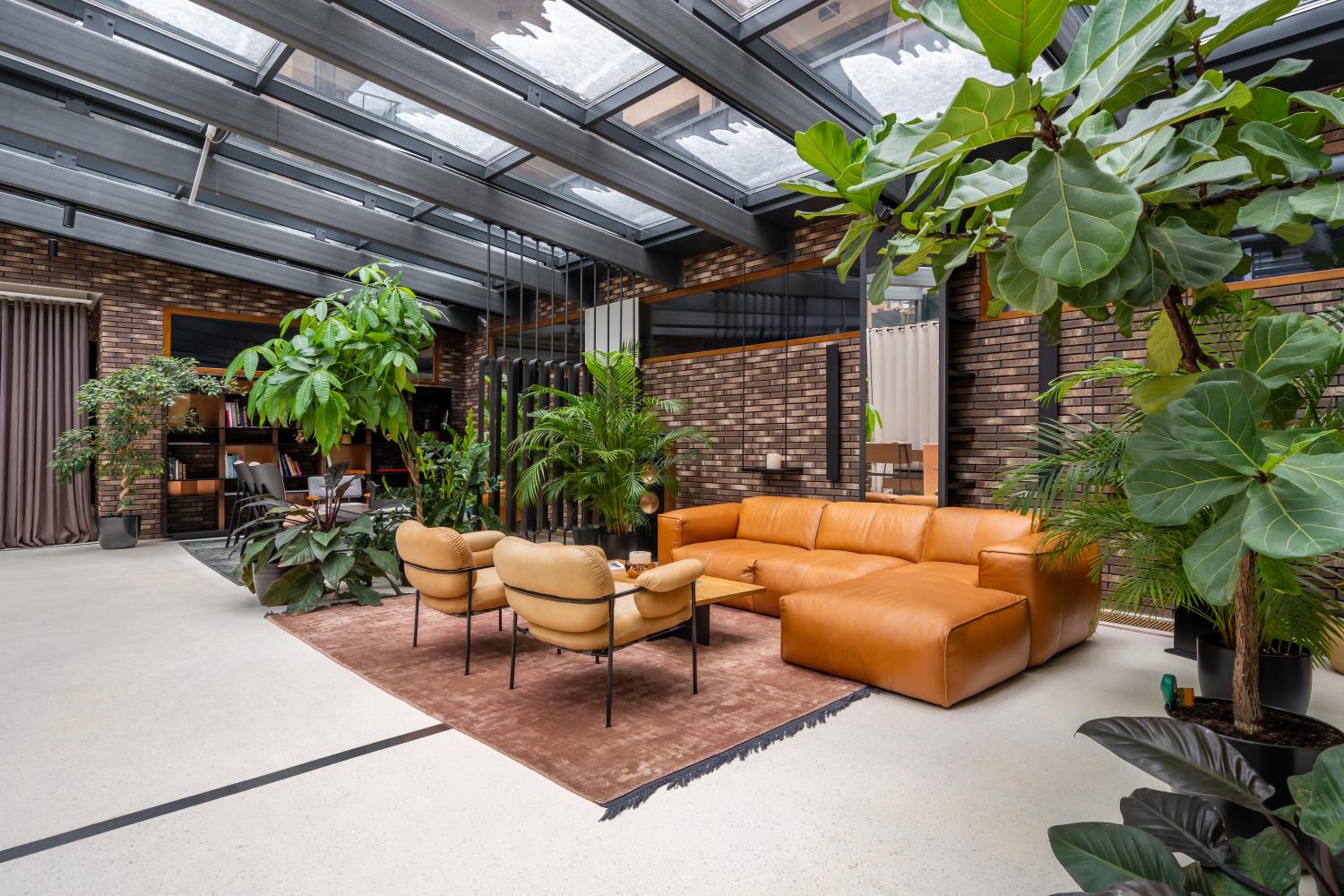 Lofts & Rosegold Luxury Stay in Elegant 1BR with Balcony in Riga Center