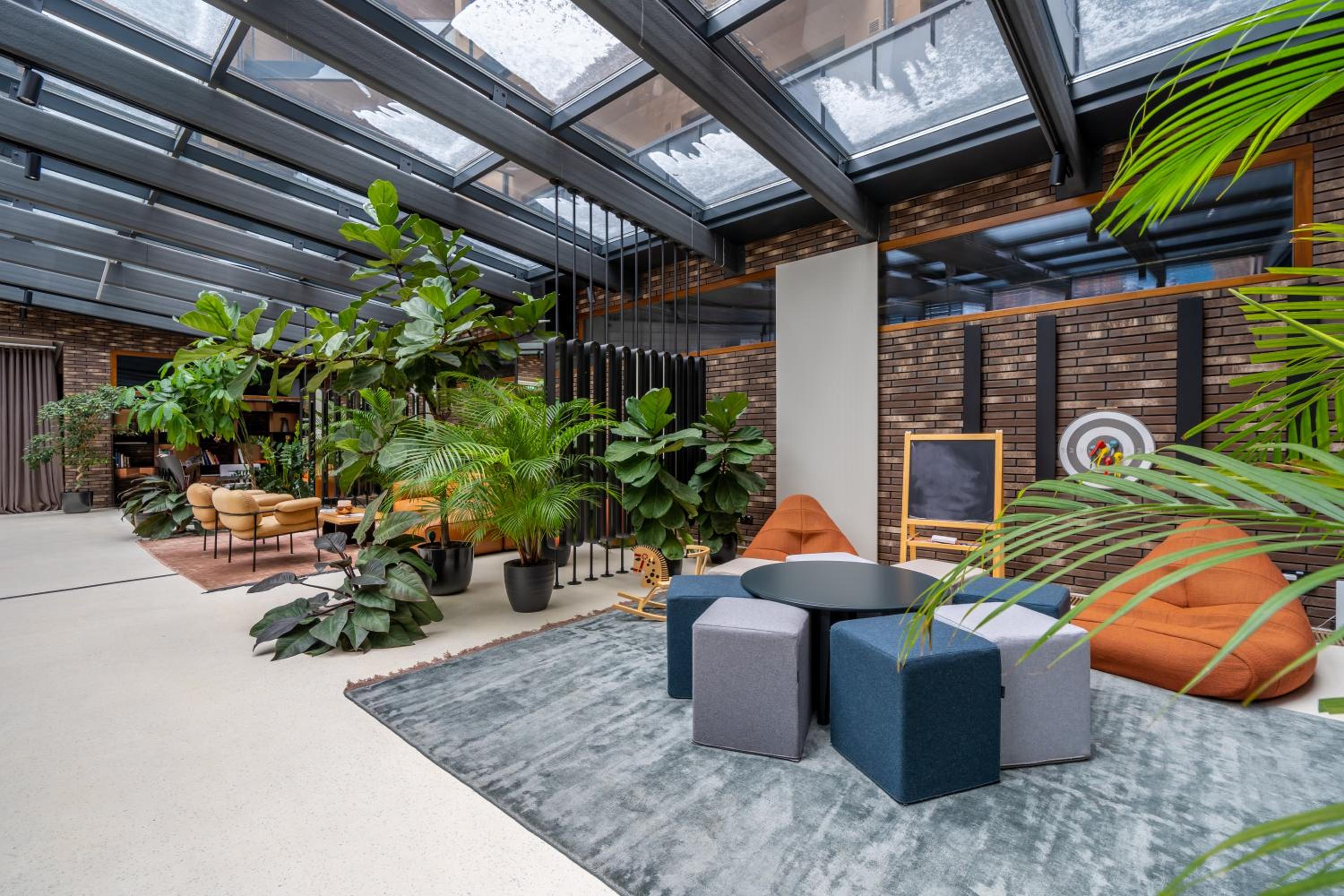Lofts & Rosegold Luxury Stay in Elegant 1BR with Balcony in Riga Center