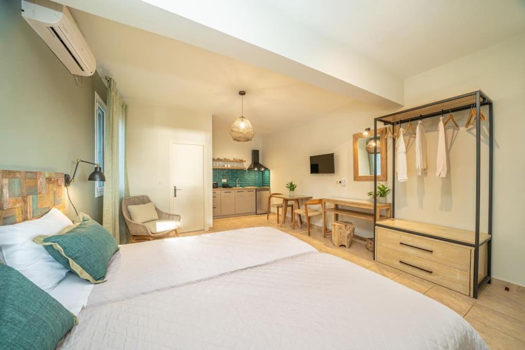 Seashell Luxury Residence - Studio 2 photo 3