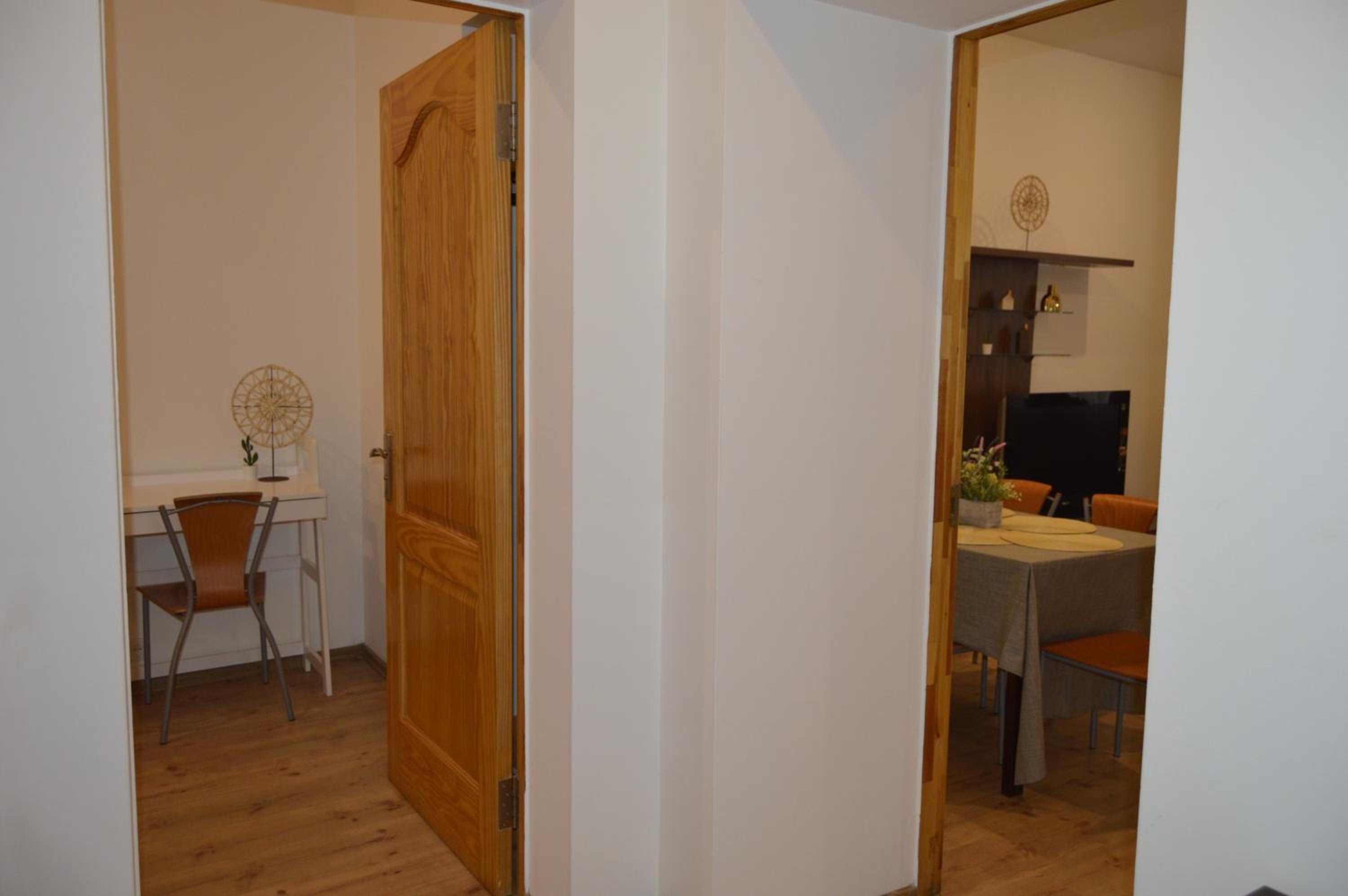 Photo 33