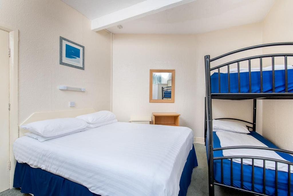 Sandpiper Holiday Apartments