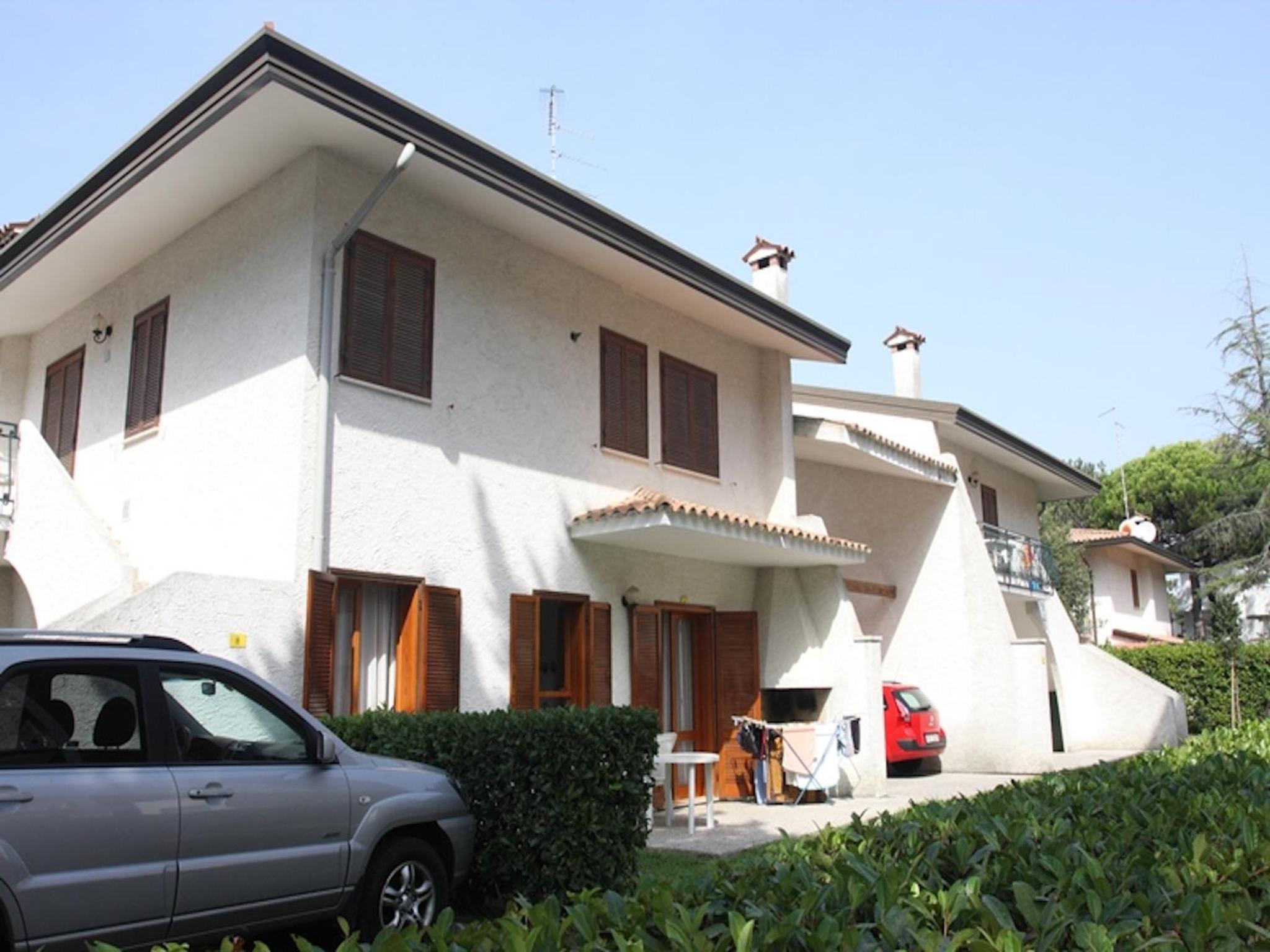 Villa with garden and bbq at 250 m from the sea view 2