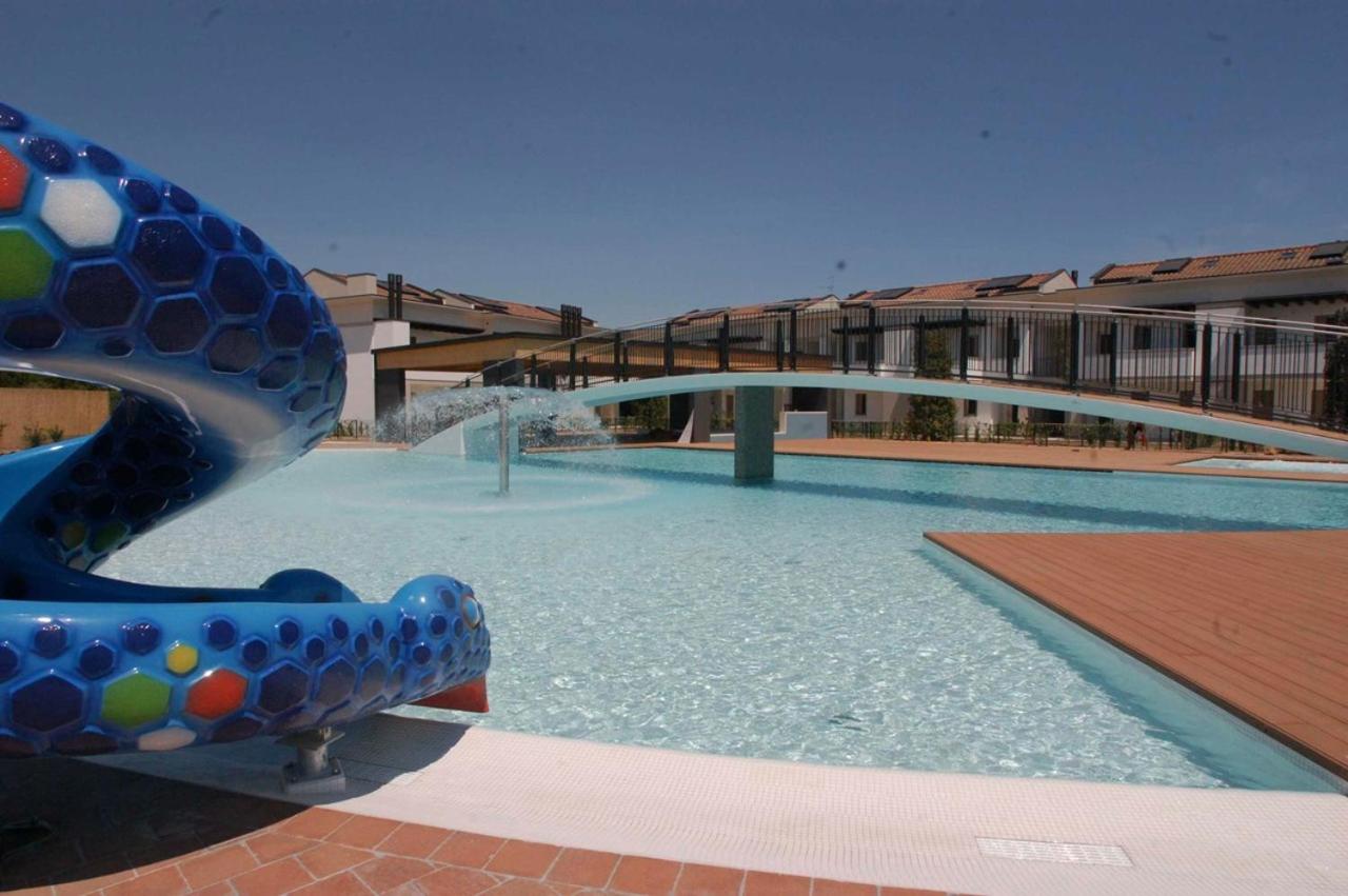 Delightful flat in a village with swimming pool