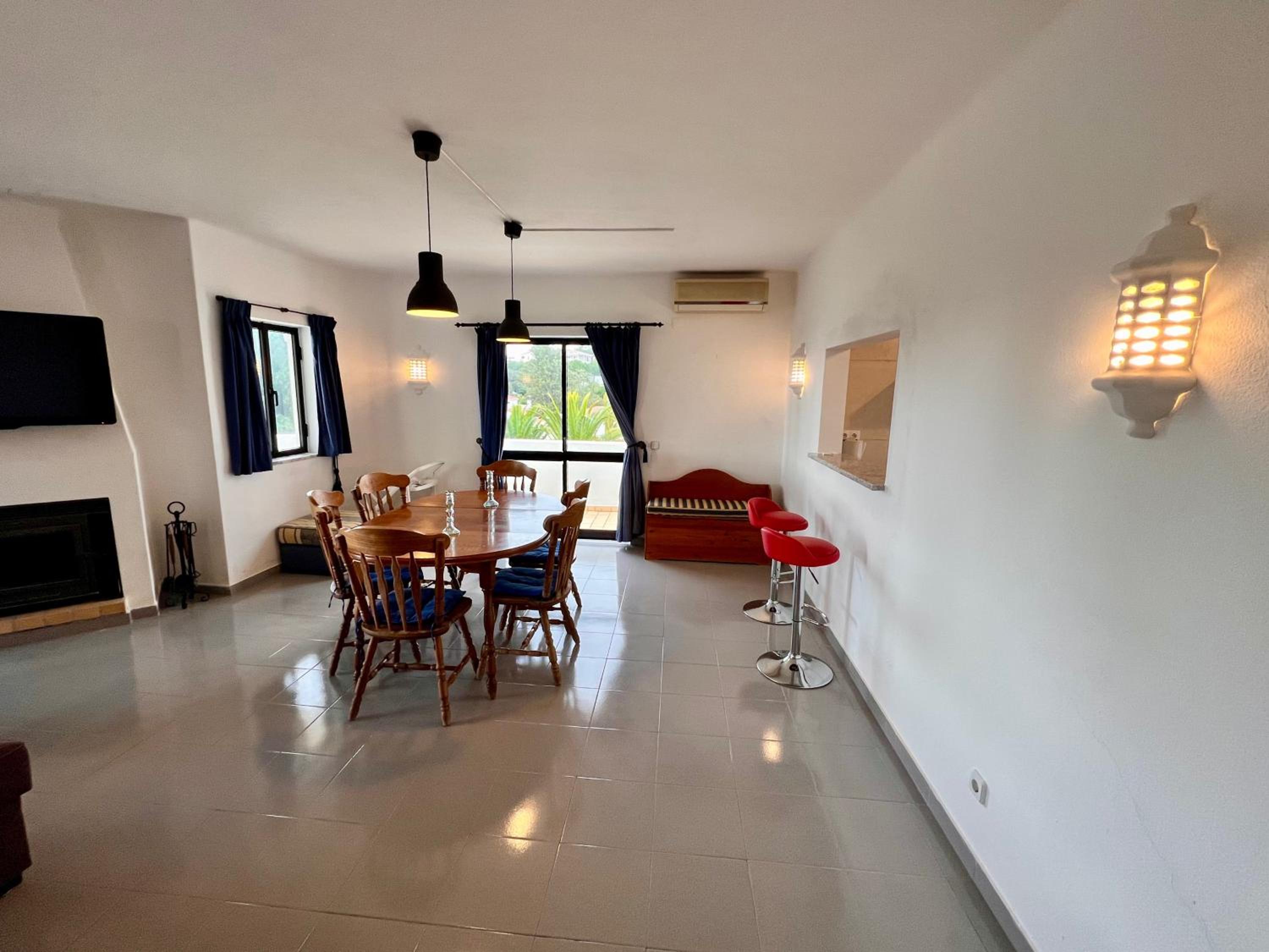 Renovated Vale do Milho Golf Apartment with sea view