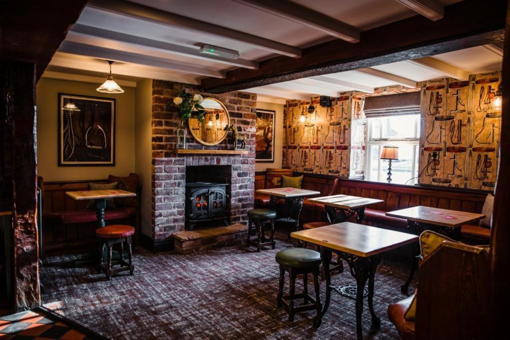 The Black Horse Inn