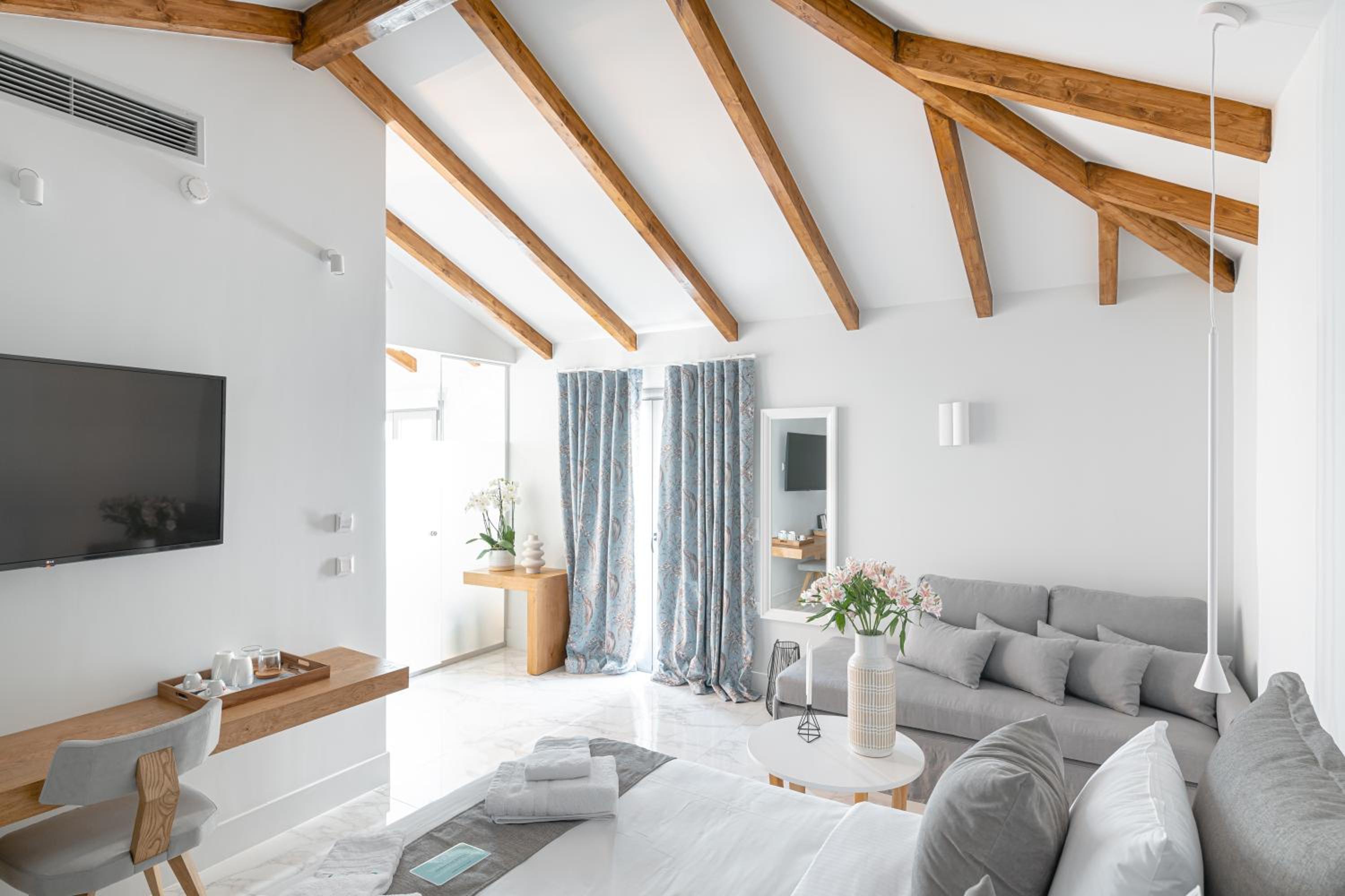 Ciel Suites Athens