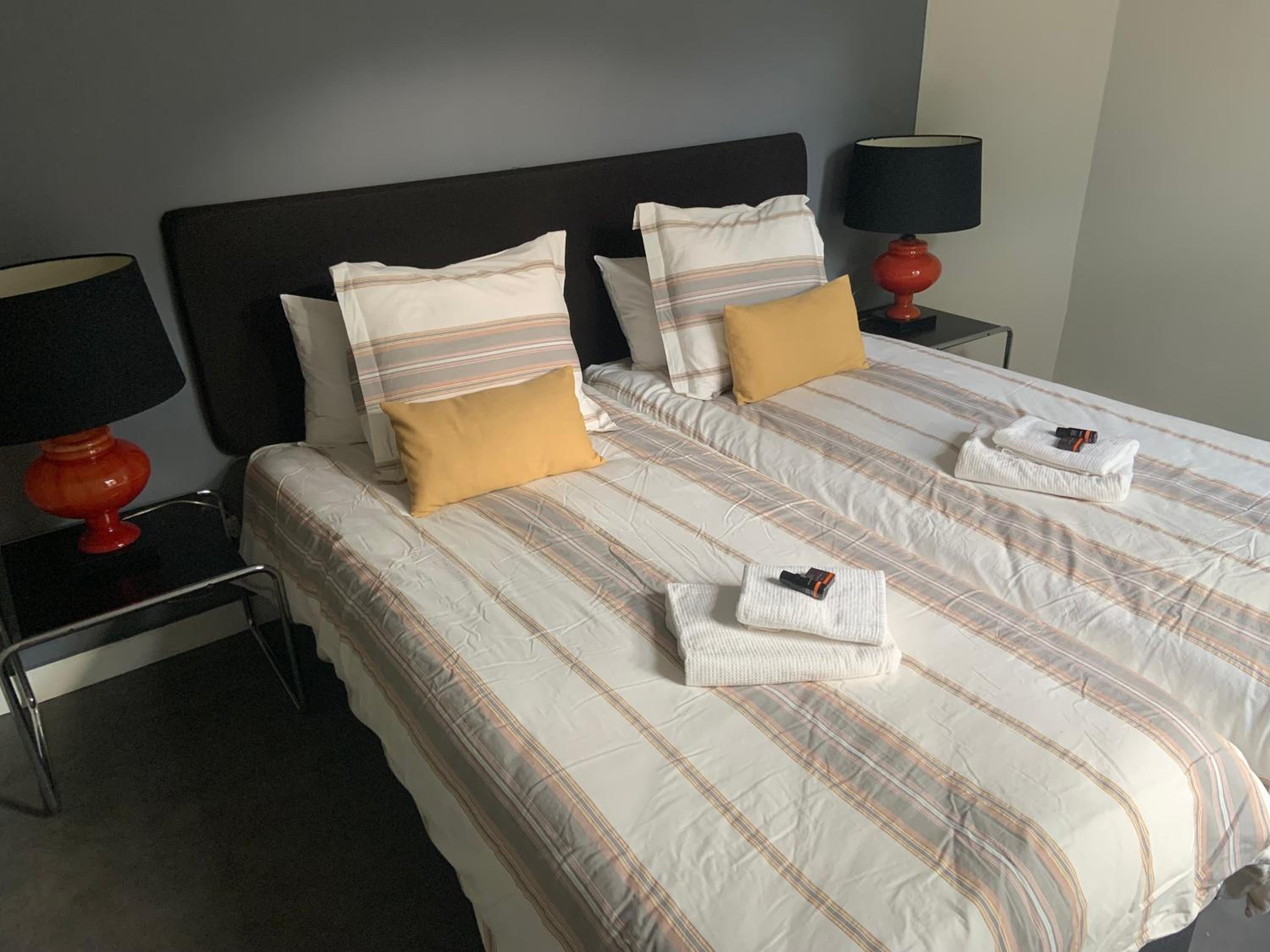 HS68-apartment view 4