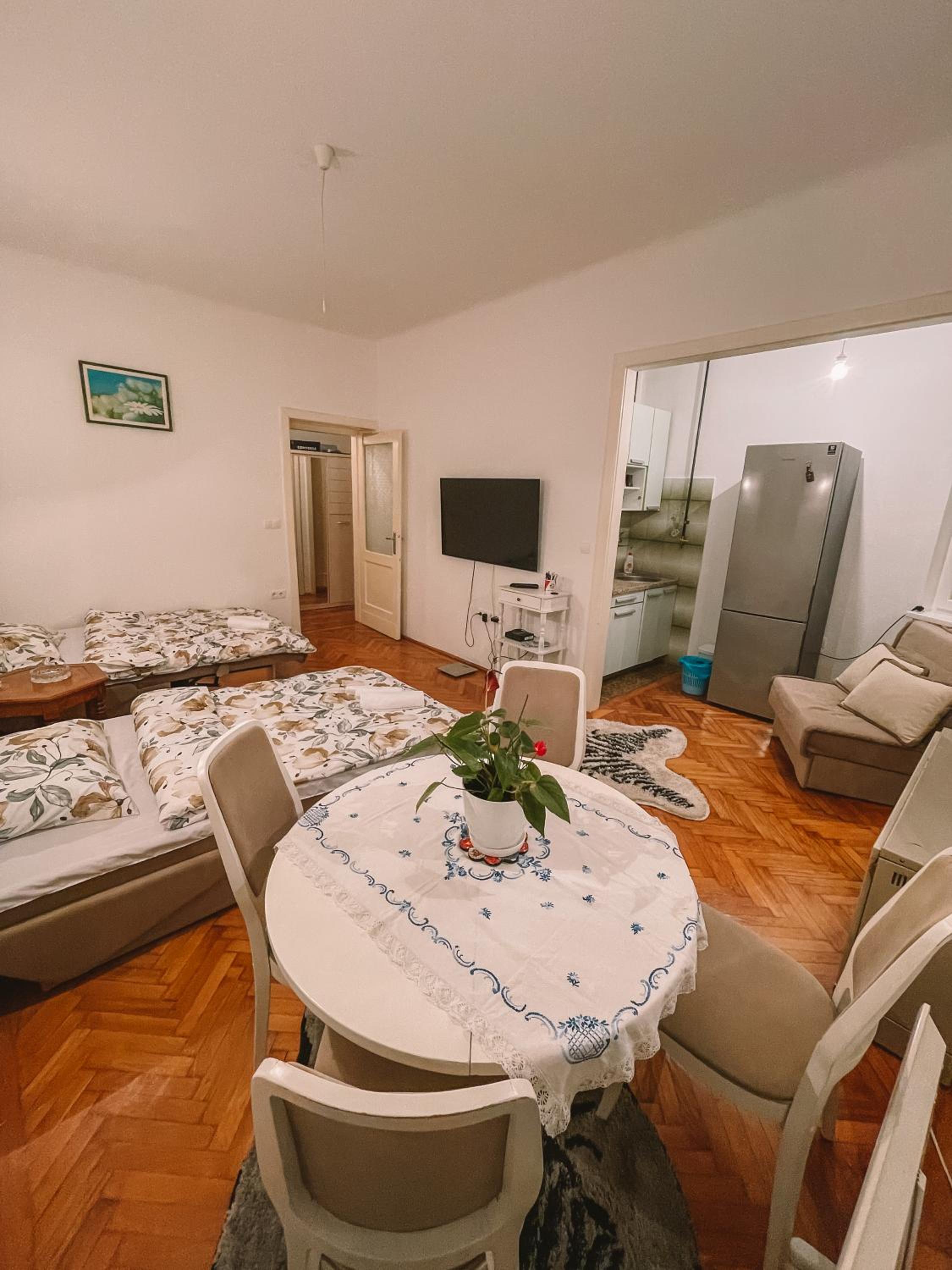 Nina Apartment
