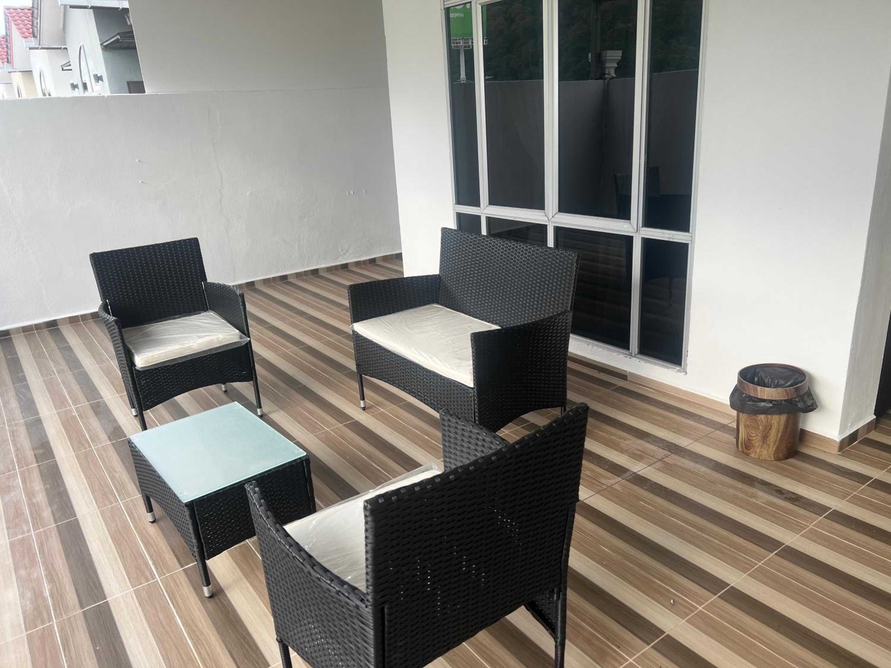 Laena Homestay