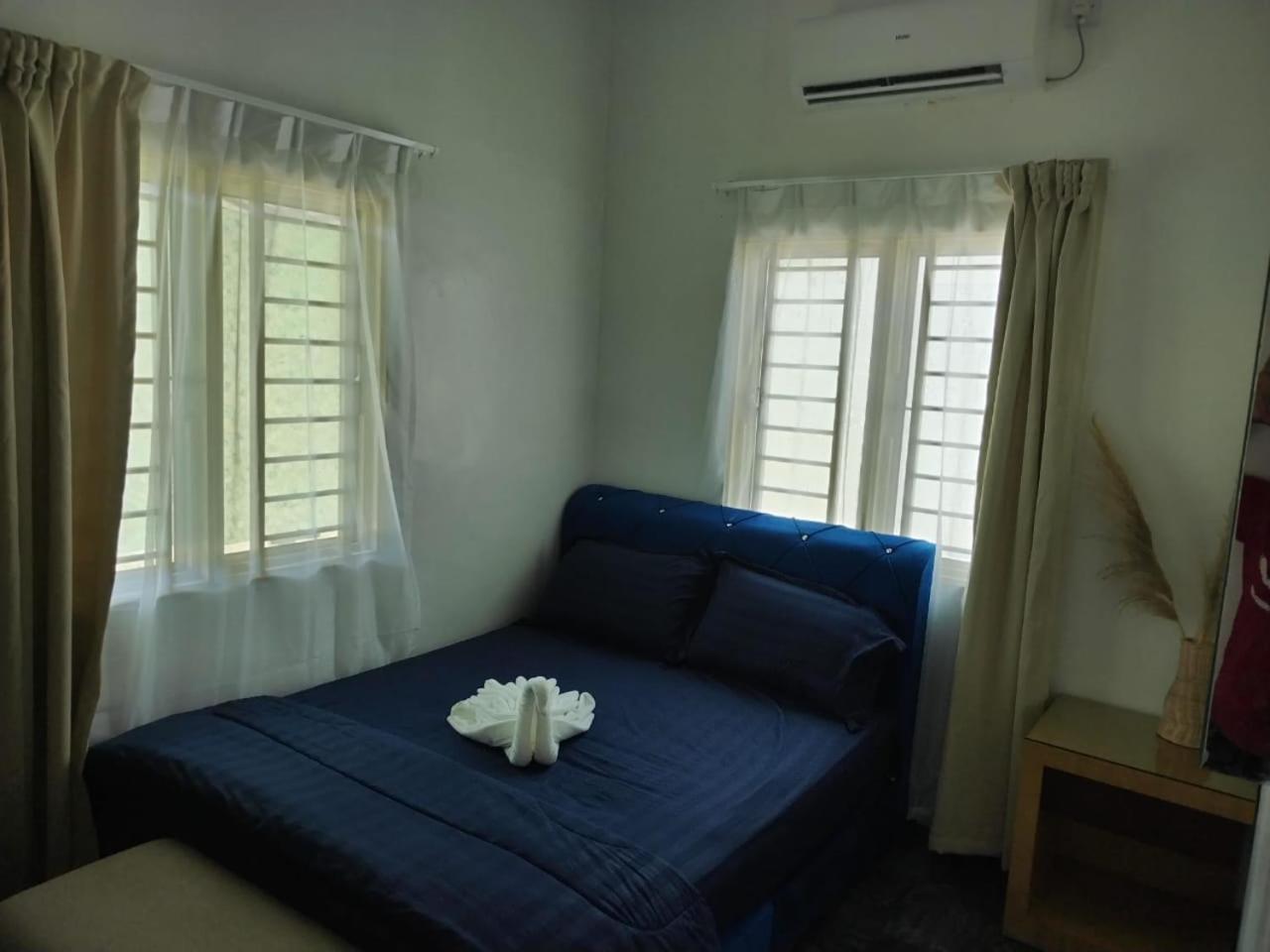 Homestay Embah Ros & Embah Lek view 4