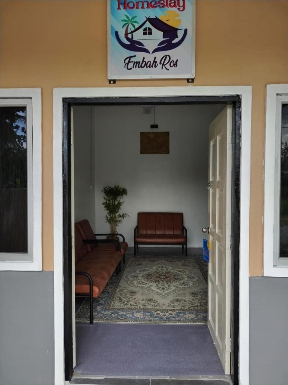 Homestay Embah Ros & Embah Lek photo 4