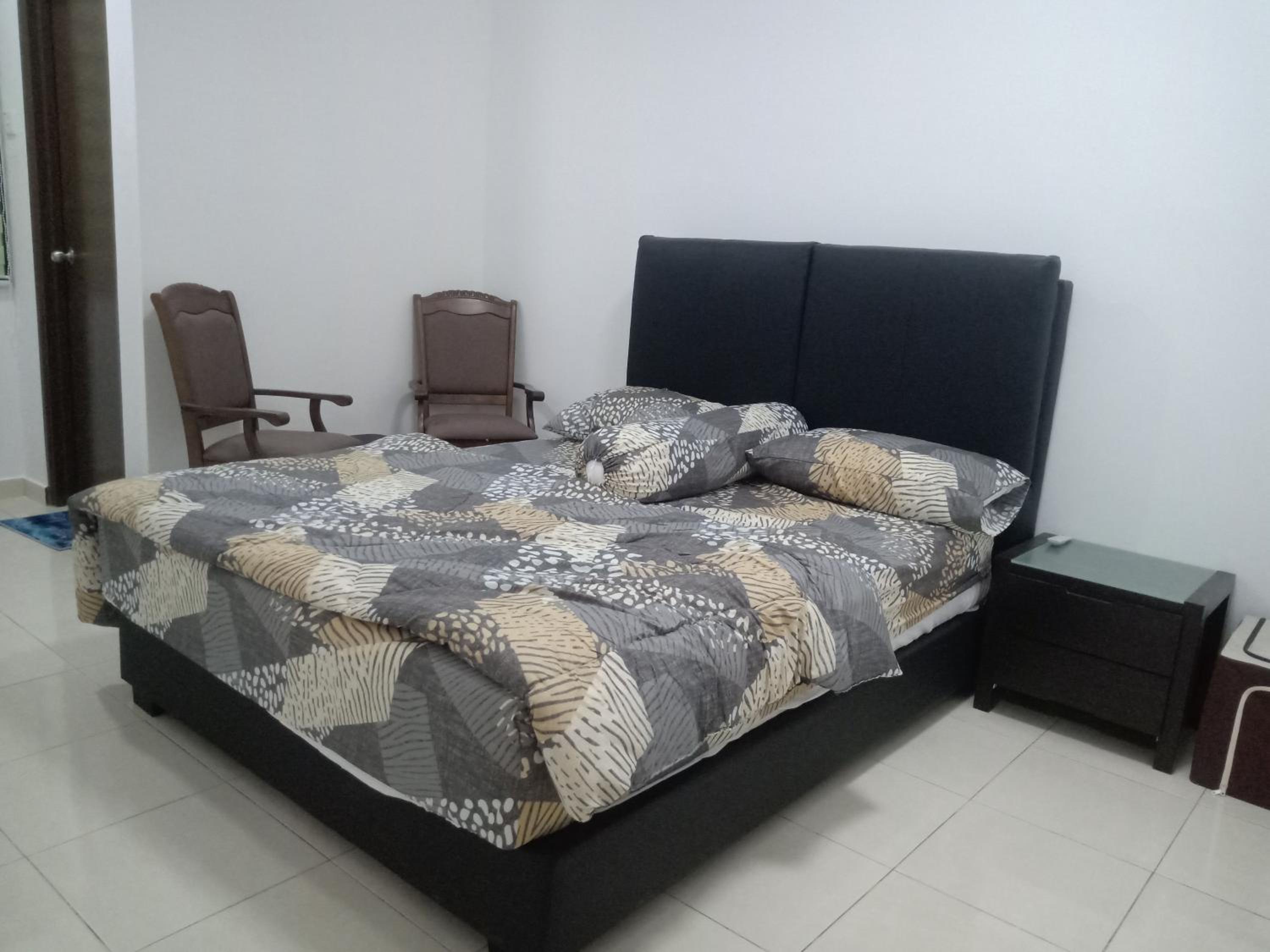 Homestay Bonda, Taman Mayung, Teluk Kemang - Private Children Pool - Malay Only photo 5