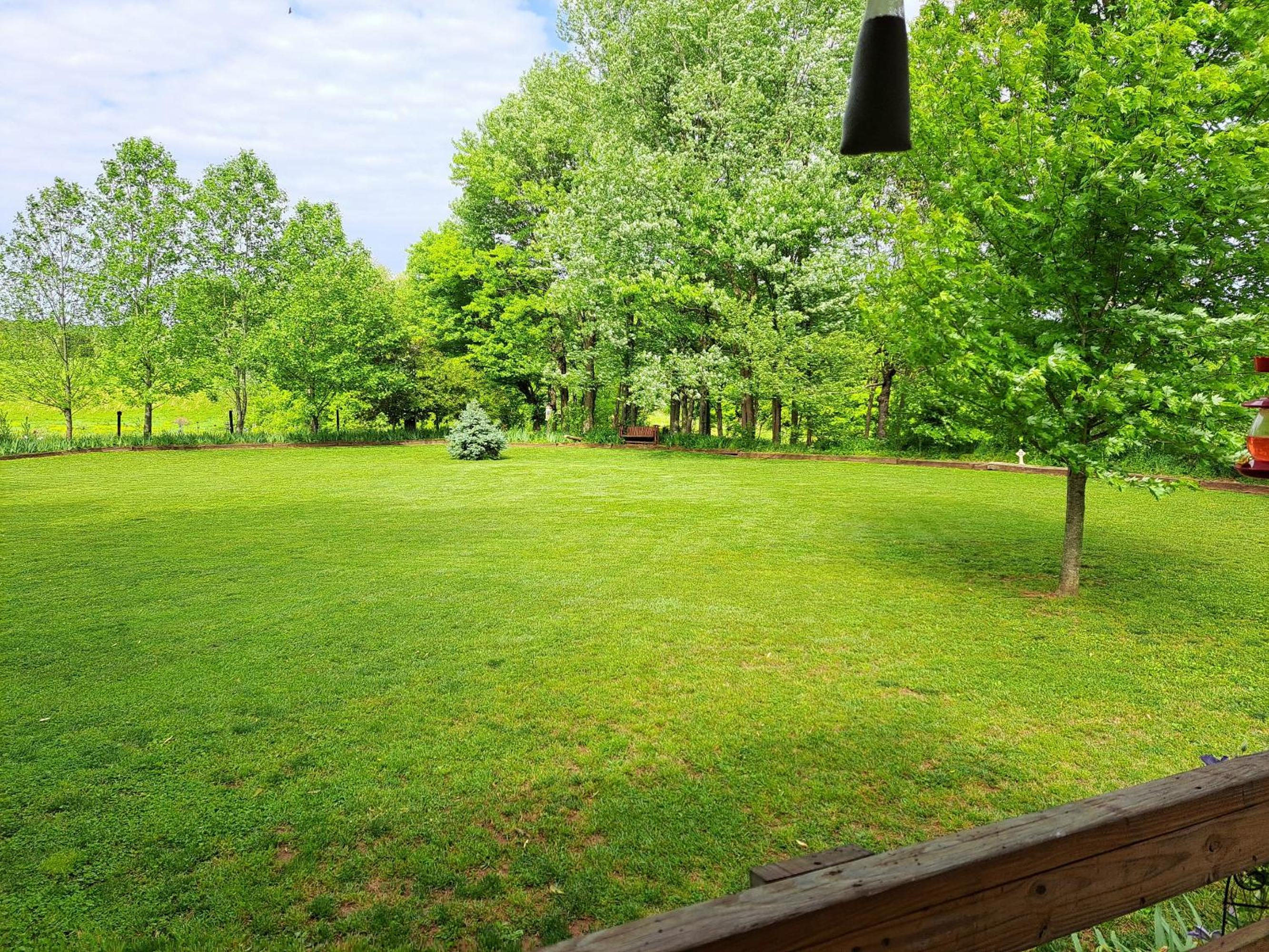 Rocky Hill Inn view 2