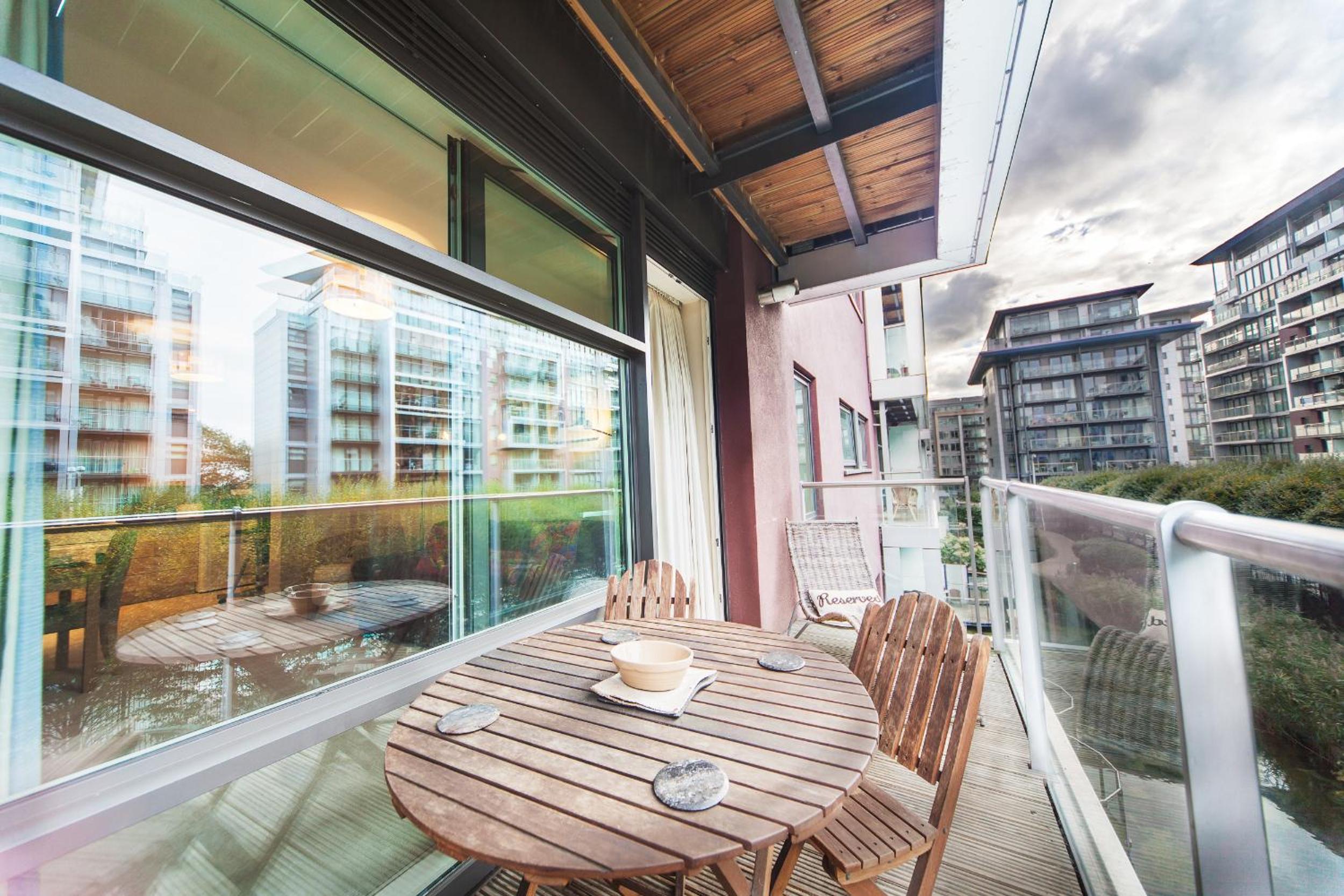 Riverside Apartment photo 5