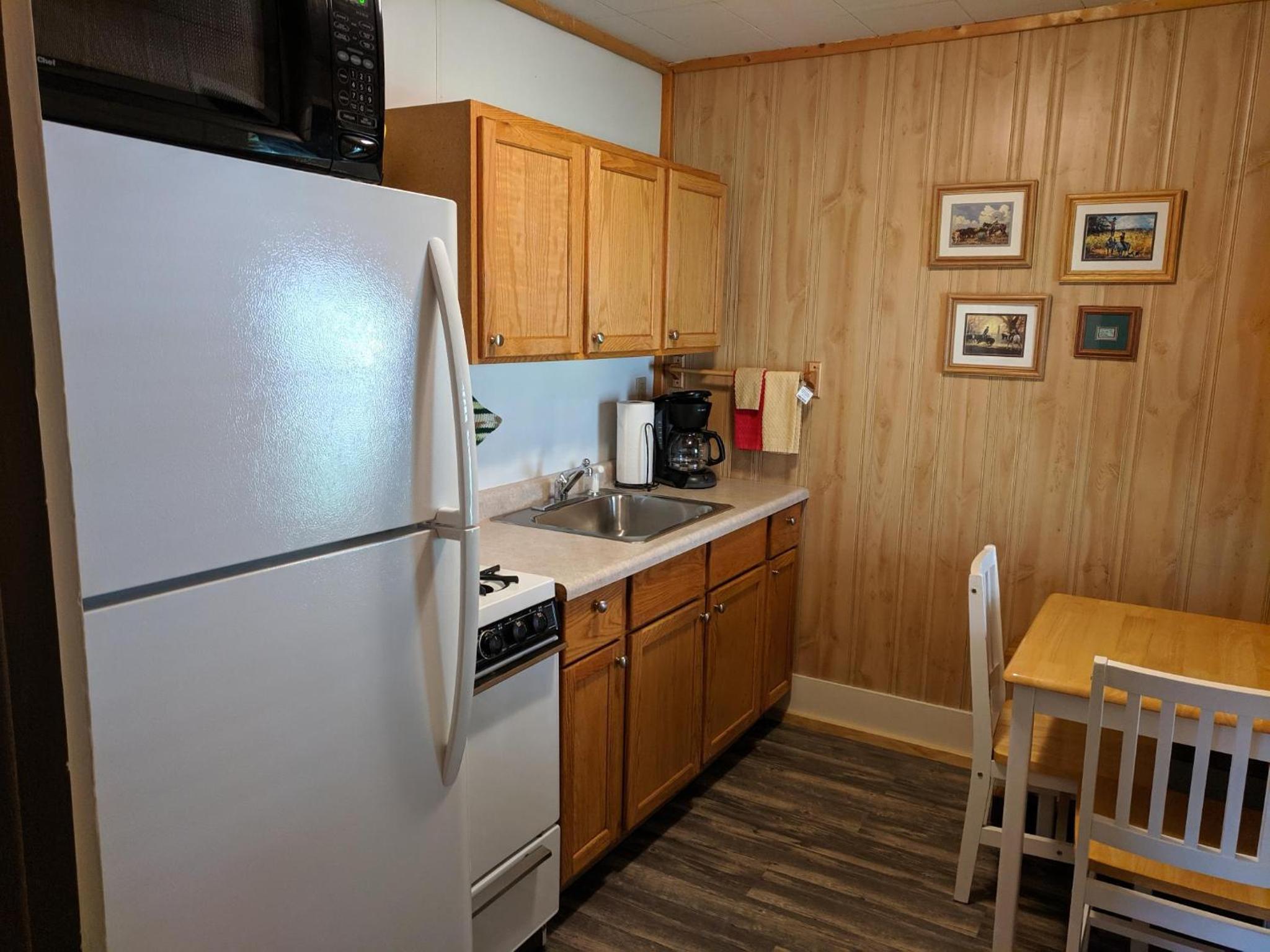 Allen Gulch Cabins