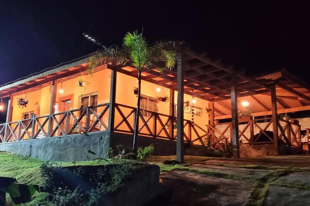 Villa Zarina - Polo Barahona view 4