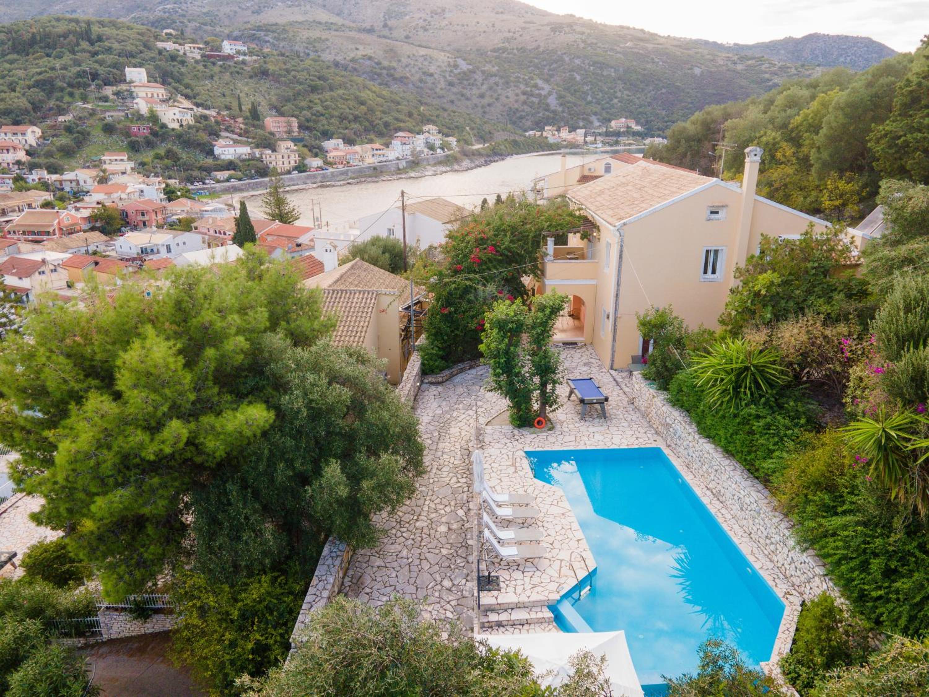 Villa Moyria by PosarelliVillas