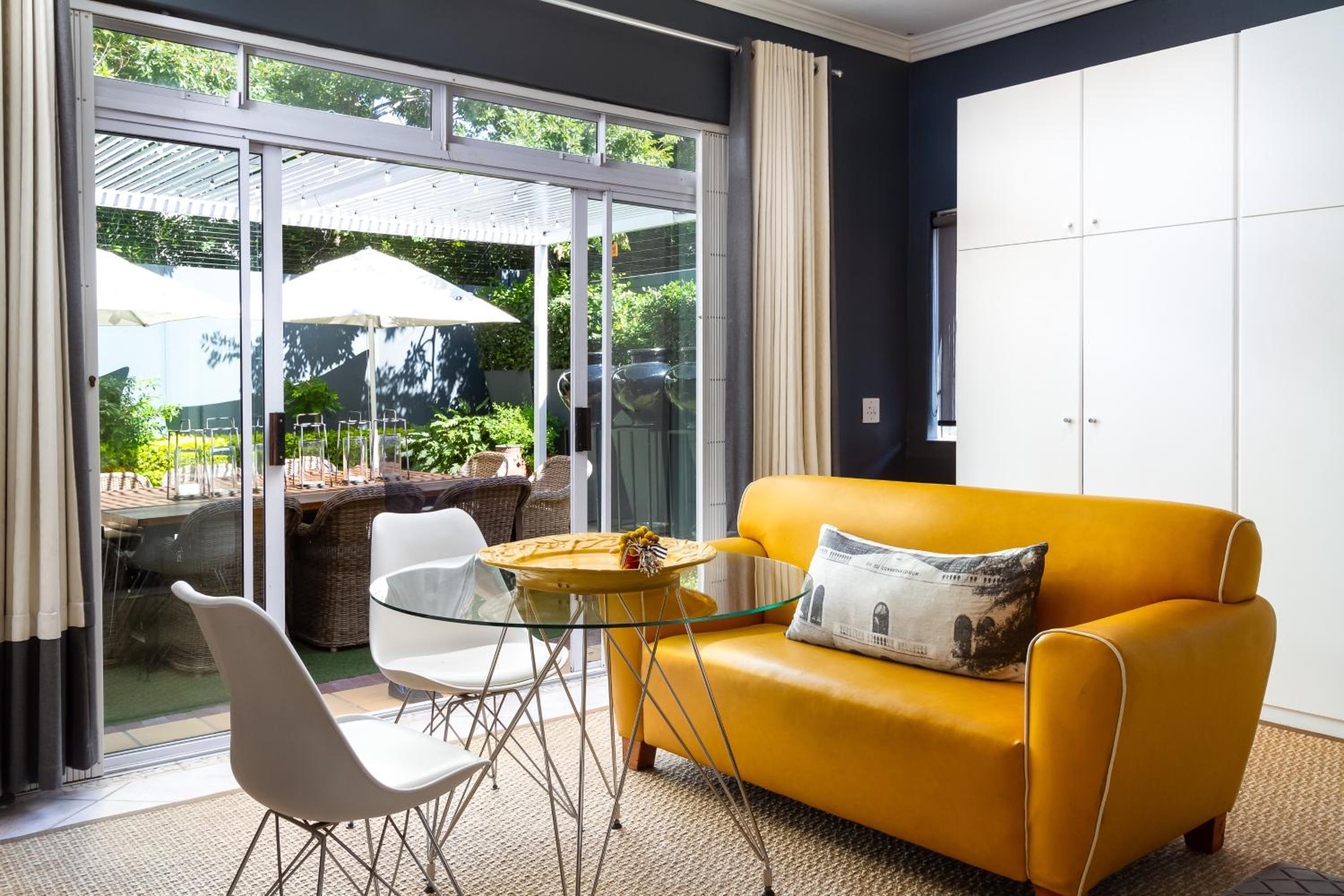 Life & Leisure Boutique Guesthouse