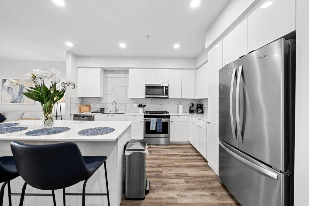 Exclusive property in the heart of marina del rey
