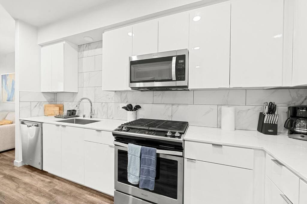 Exclusive property in the heart of marina del rey