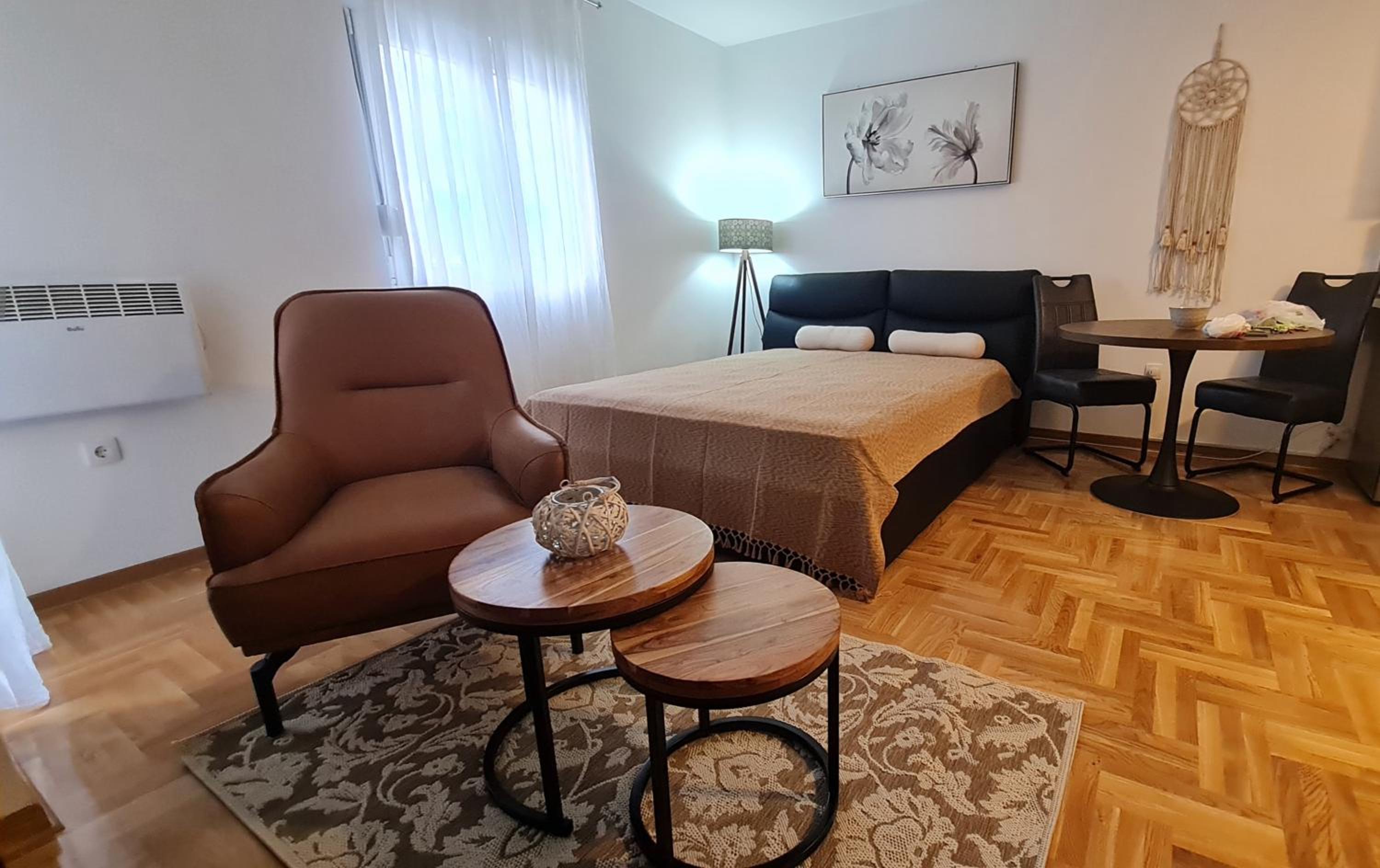 Apartman TIM LUX 1 view 3