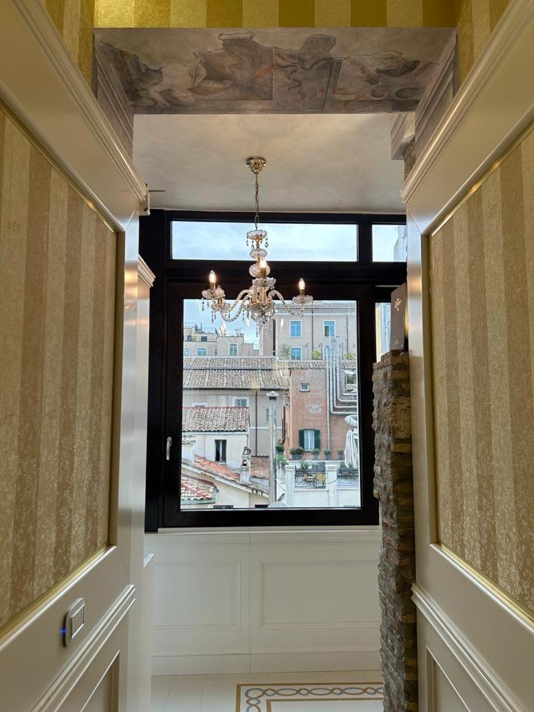 Piazza Venezia Luxury Suite