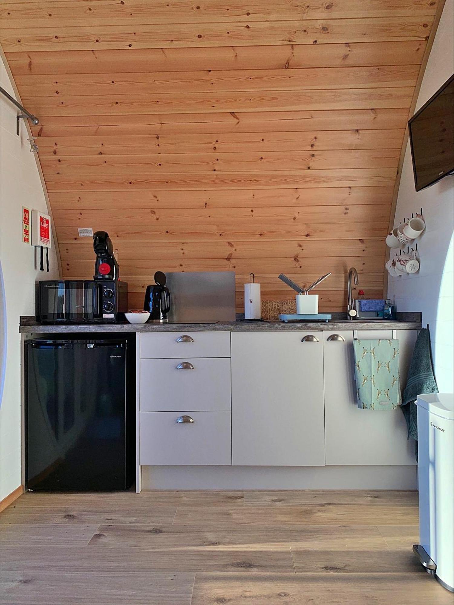 Finest Retreats - Hundle Dale view 5