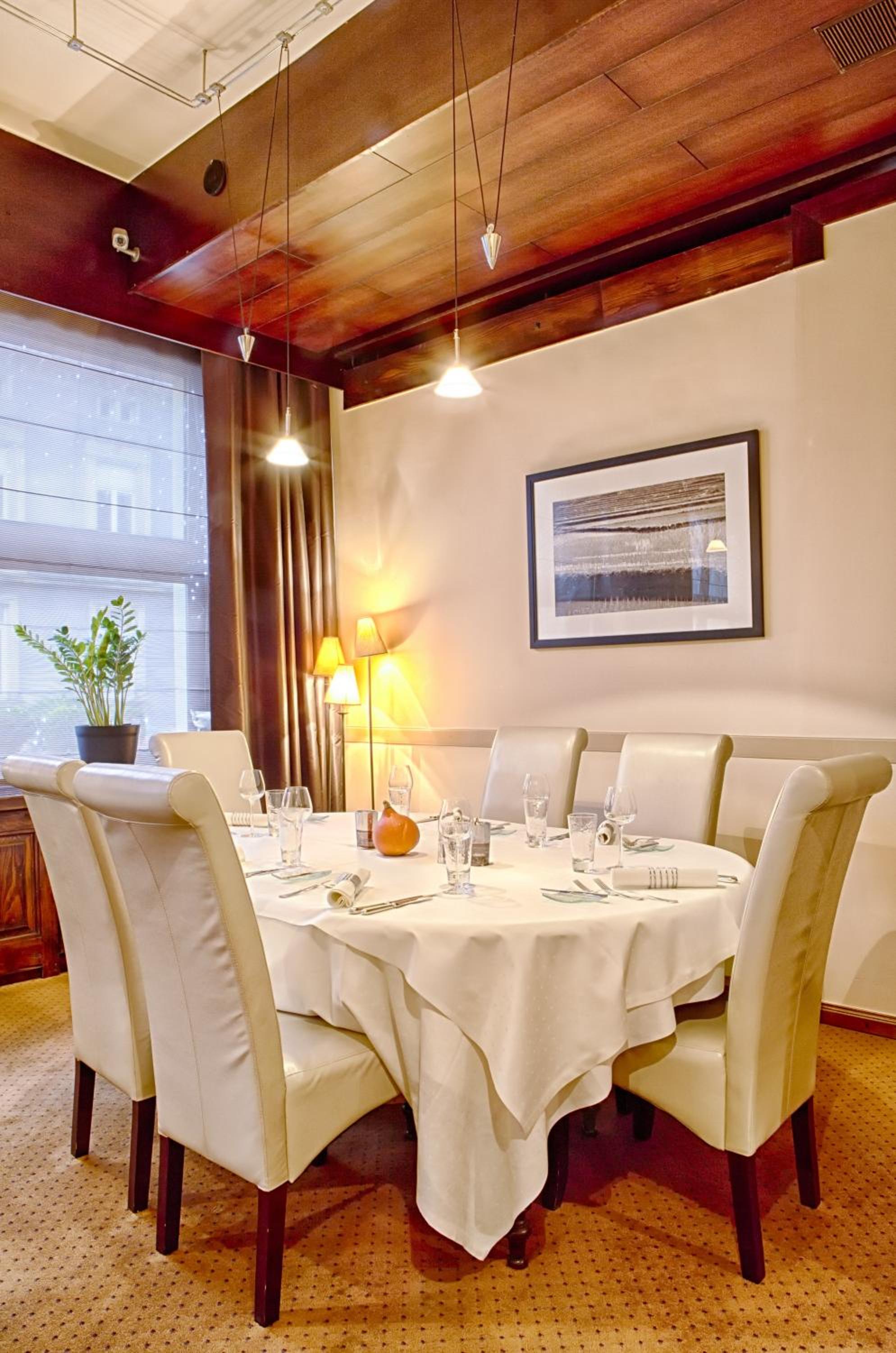 restaurant