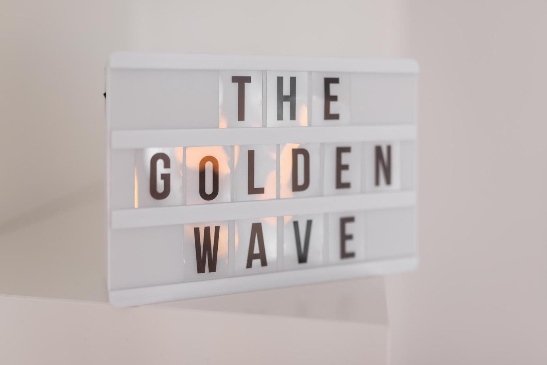 Bheaven I Golden Wave Premium Apartment